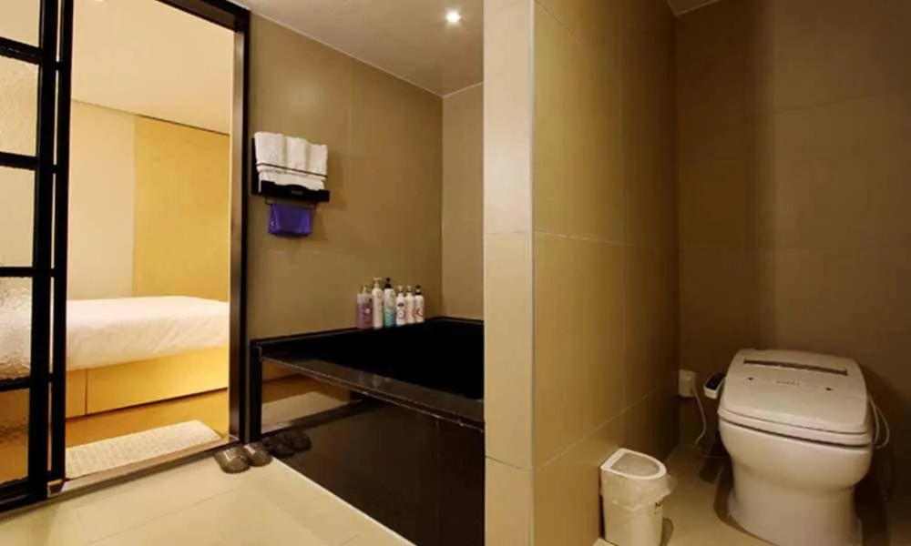 Bathroom in Jeonju Mari Hotel