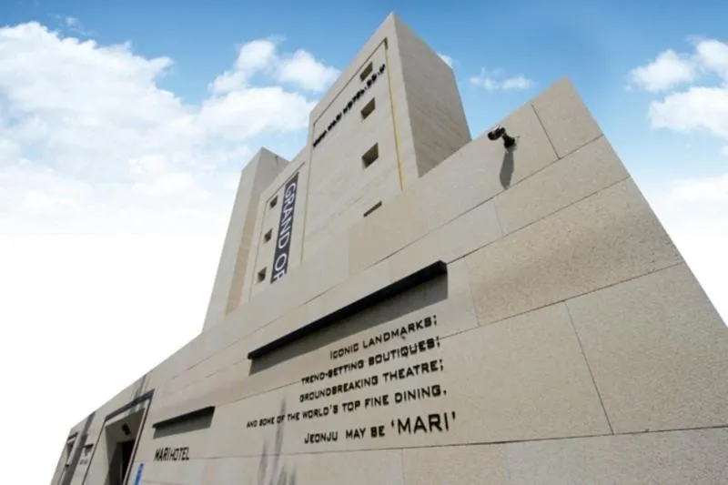 Property building in Jeonju Mari Hotel