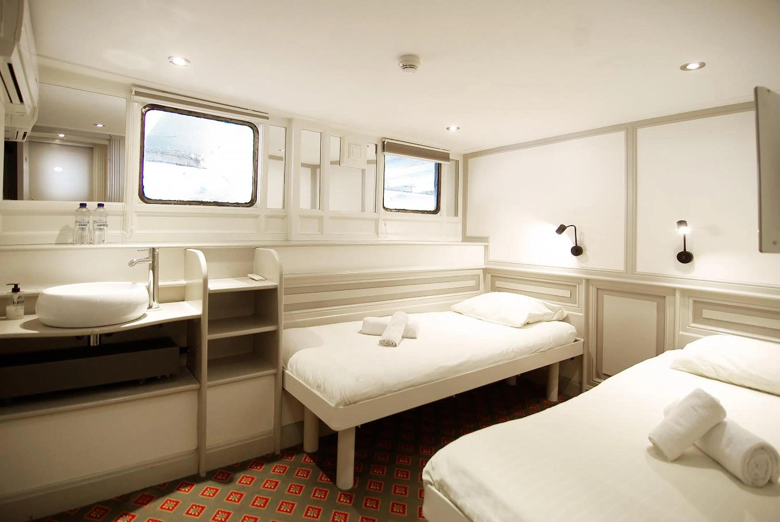 Bed in Kapitein Anna