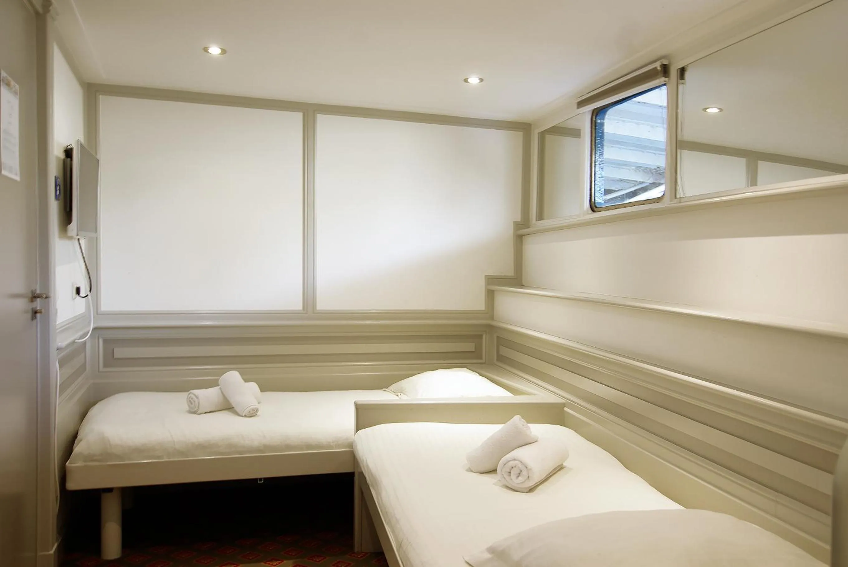 Bedroom, Bed in Kapitein Anna