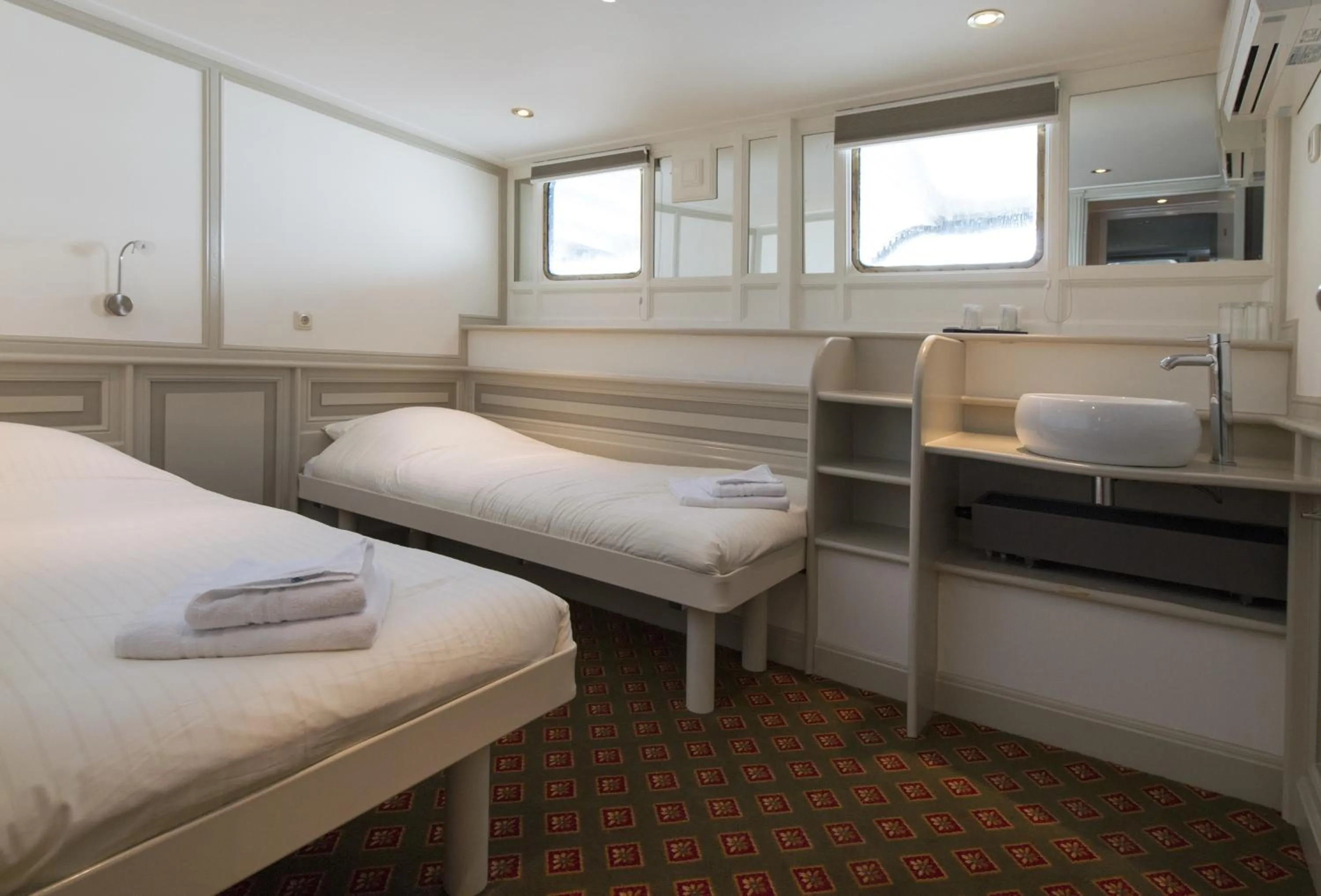 Bed in Kapitein Anna