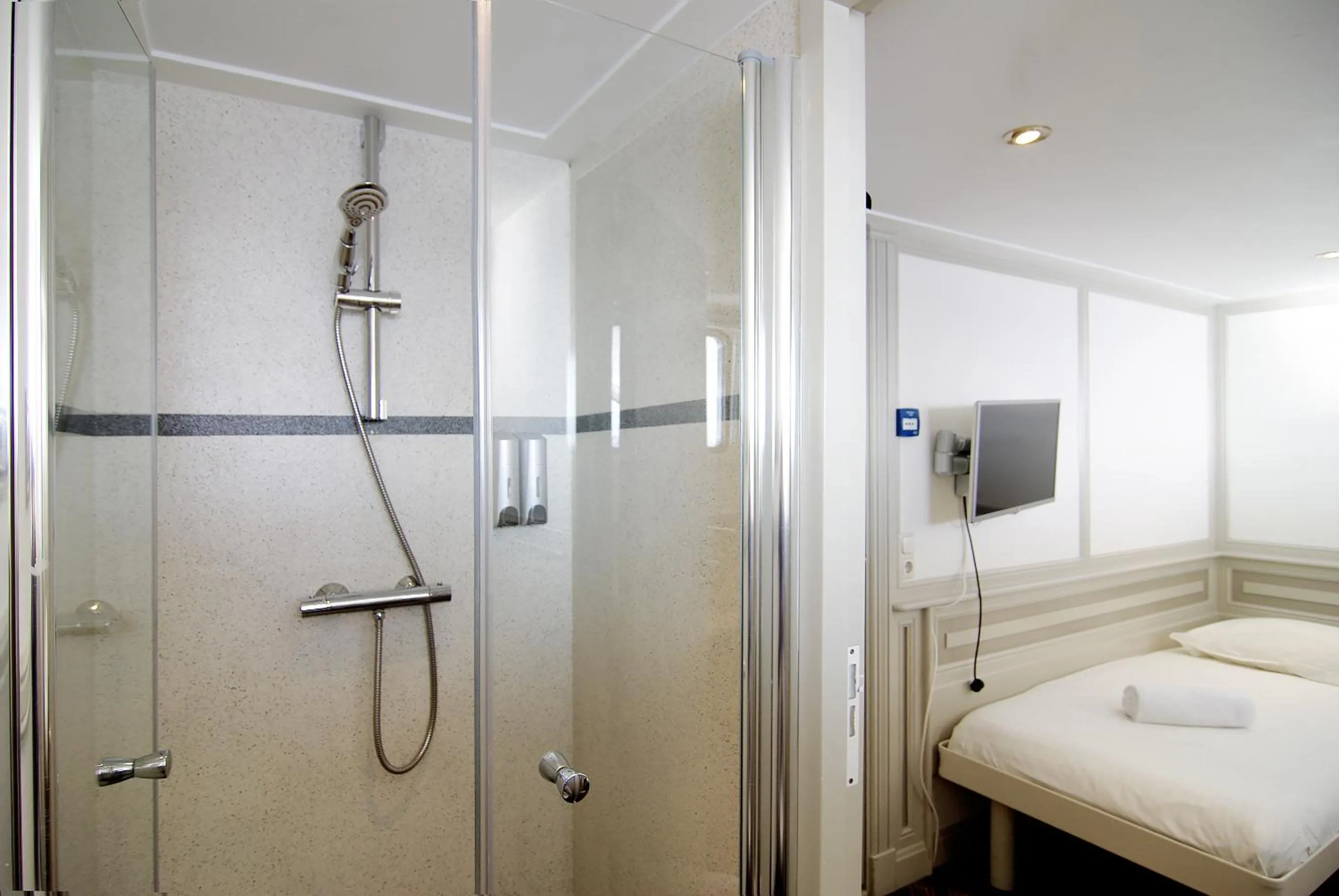 Bed in Kapitein Anna