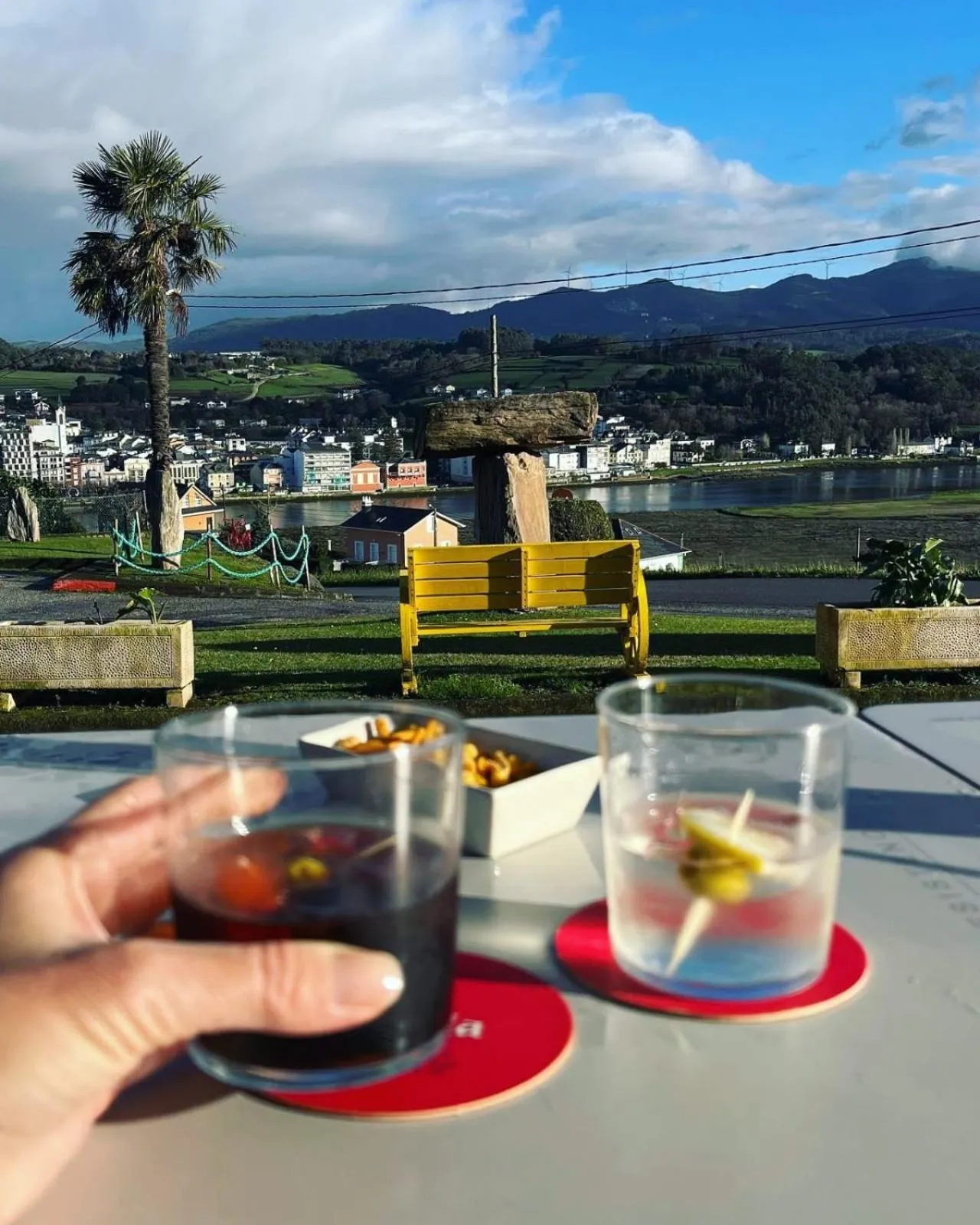 Restaurant/places to eat in Hotel Capellan