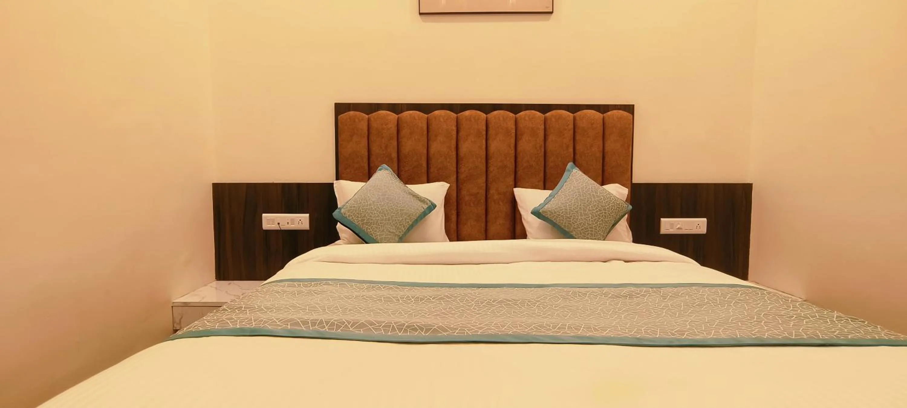 Bed in Hotel Krish villa
