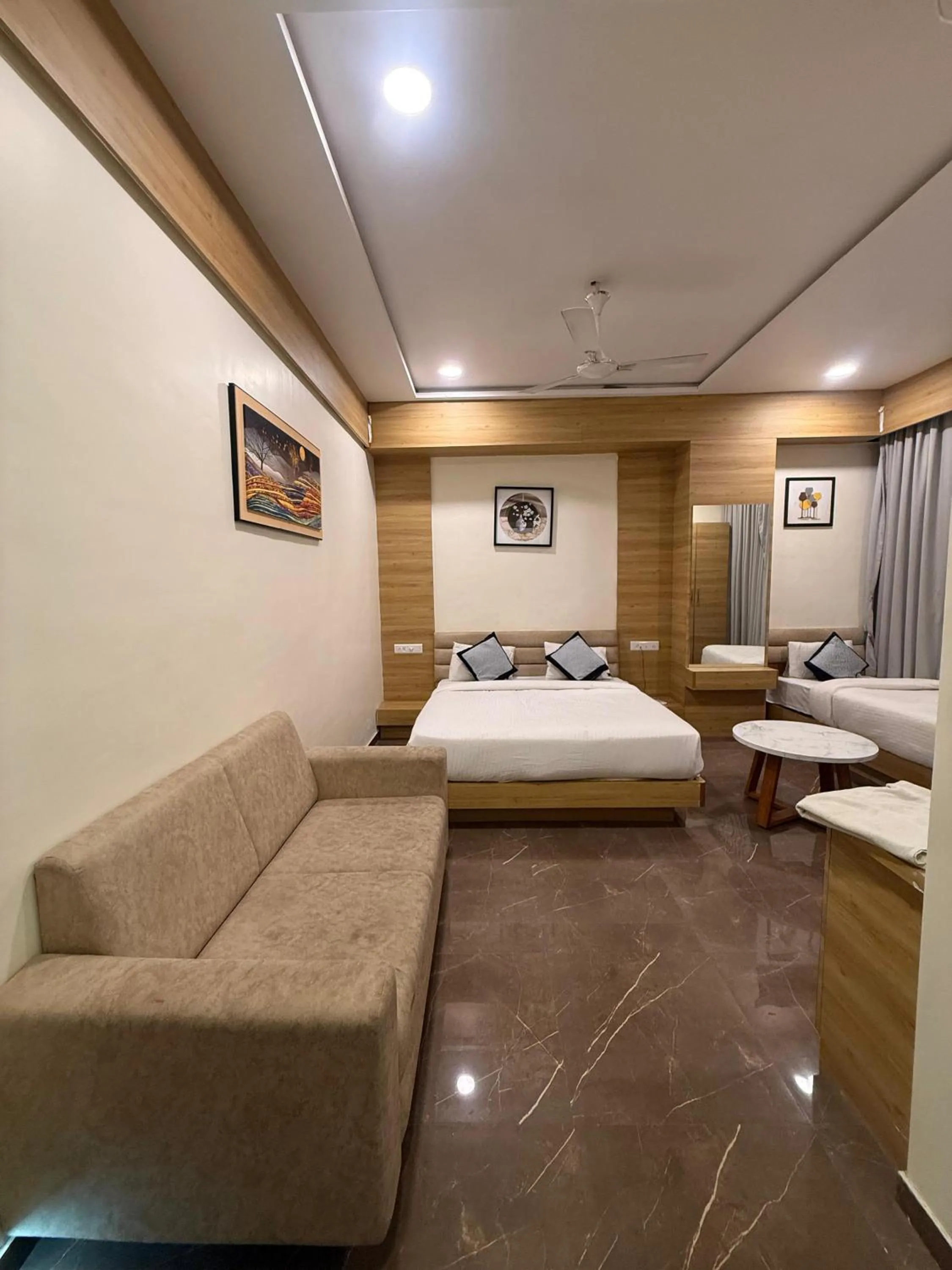 Bed in Hotel Krish villa