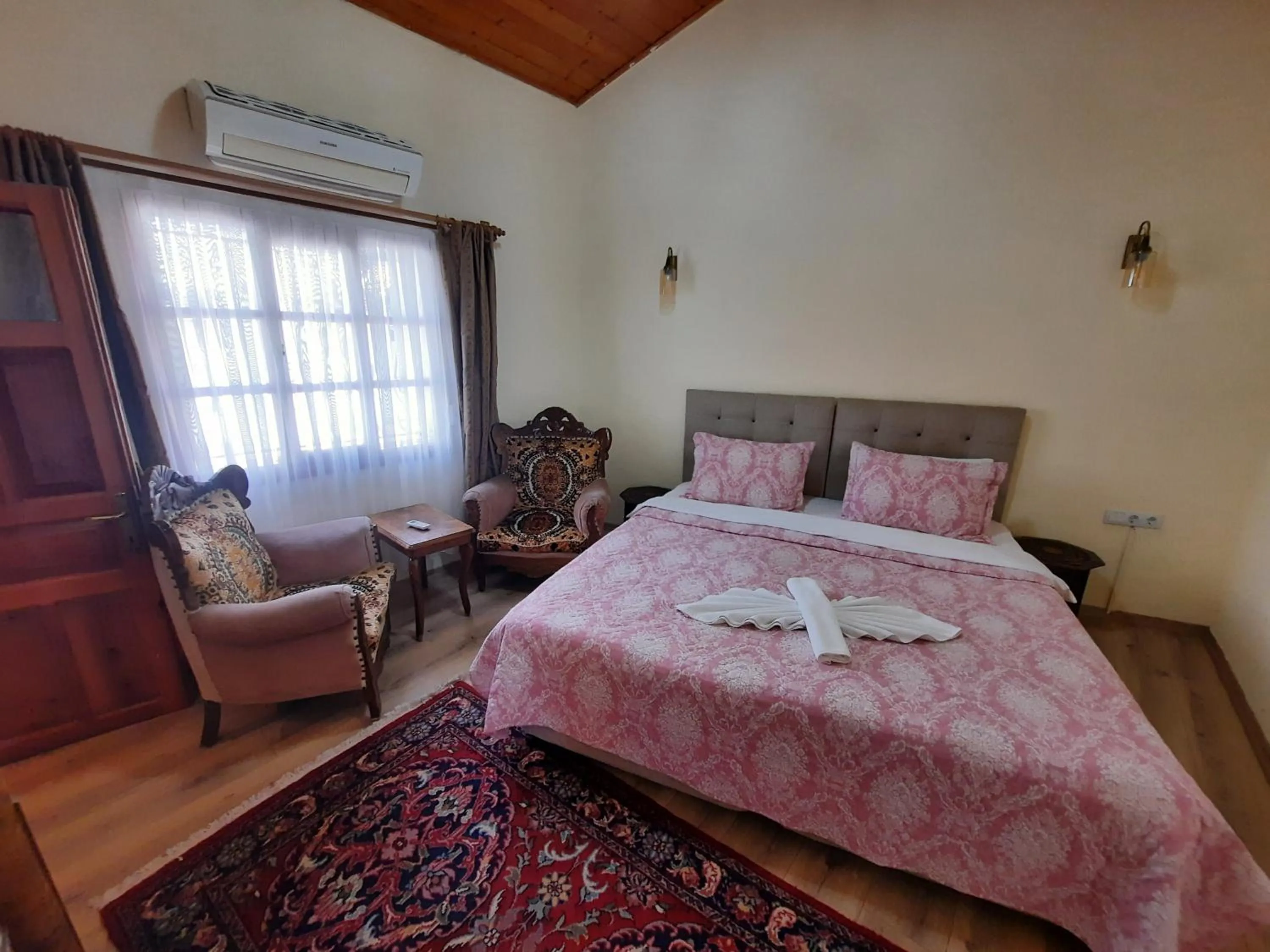 Bed in Ali Baba's House