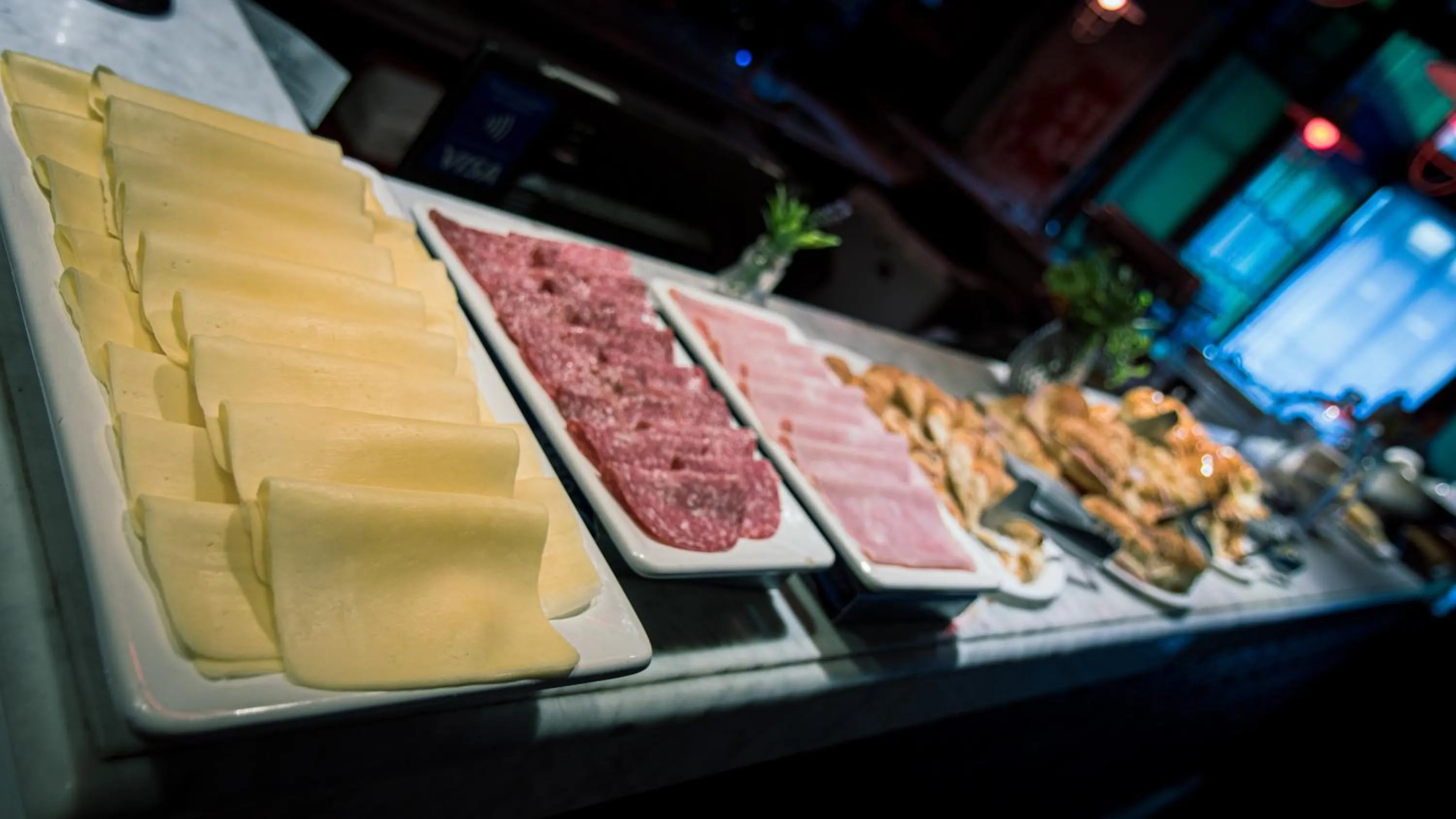 Buffet breakfast in Hotel Clasico