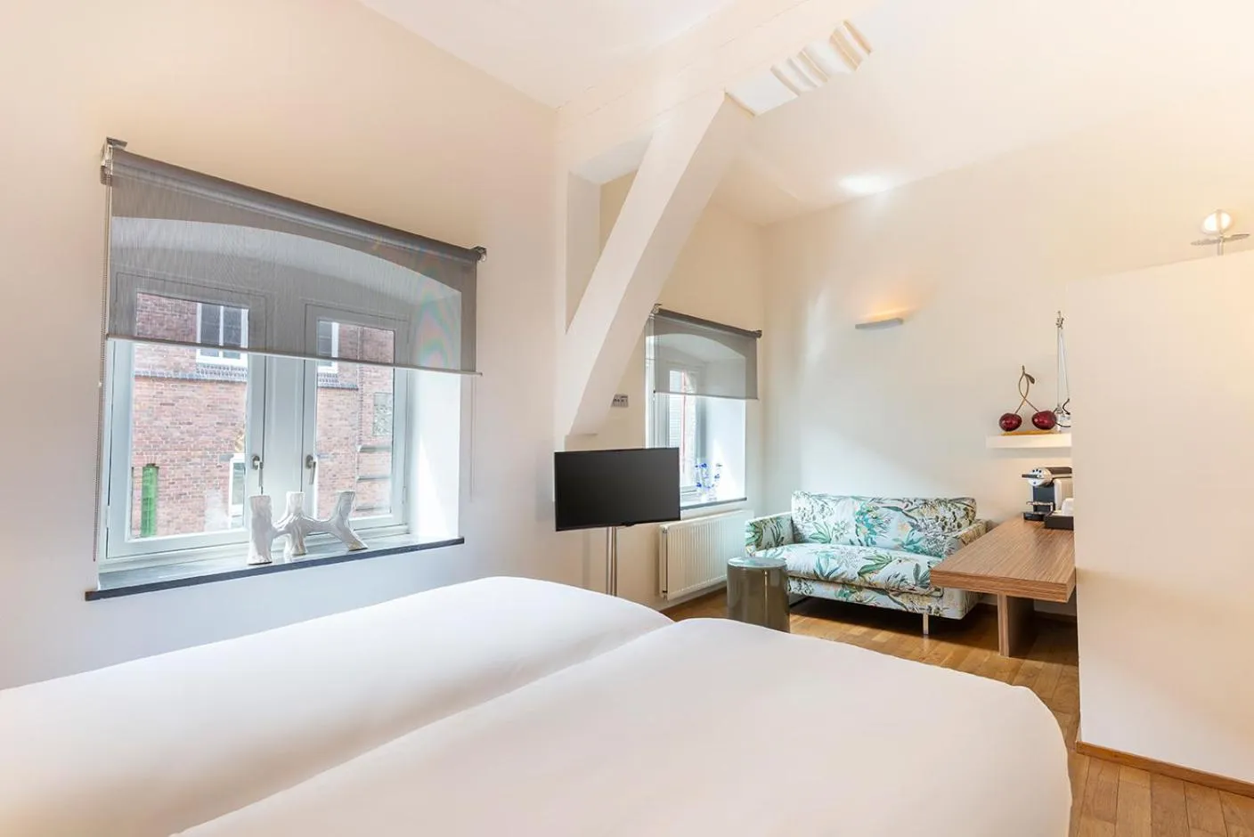 Bed in Kruisherenhotel Maastricht - Oostwegel Collection, member of Design Hotels