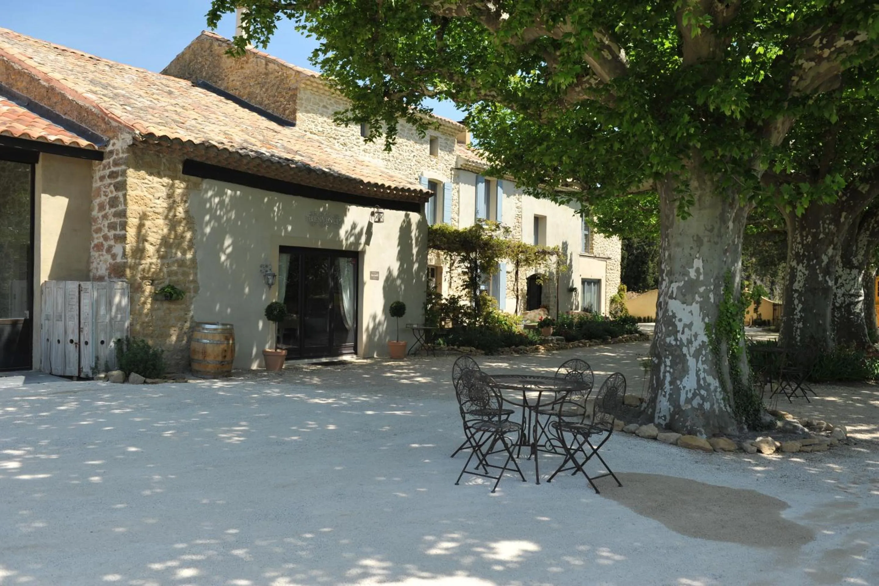 Property building in Le Mas Terre des Anges