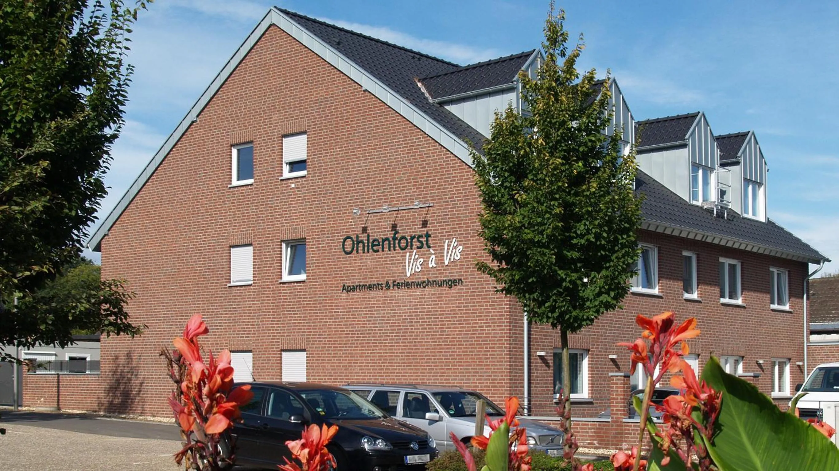 Facade/entrance in Ohlenforst Vis a Vis