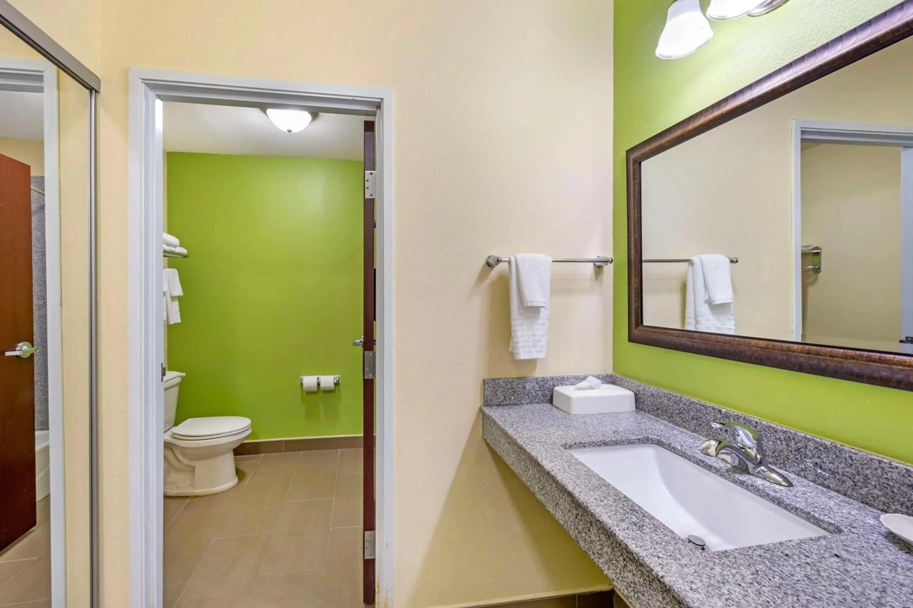 Bathroom in Best Western Plus Pratt