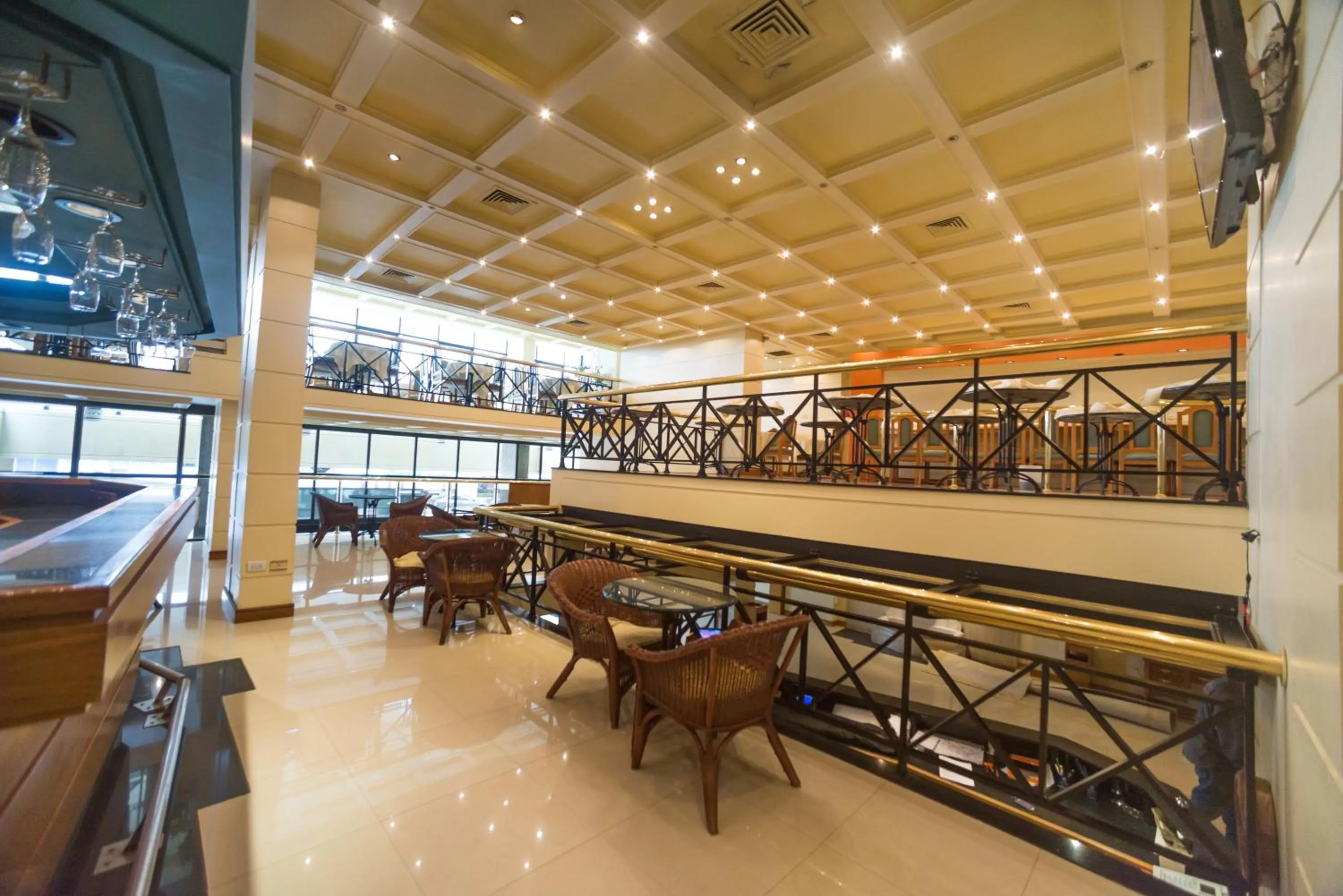 Lounge or bar in Hotel Versailles