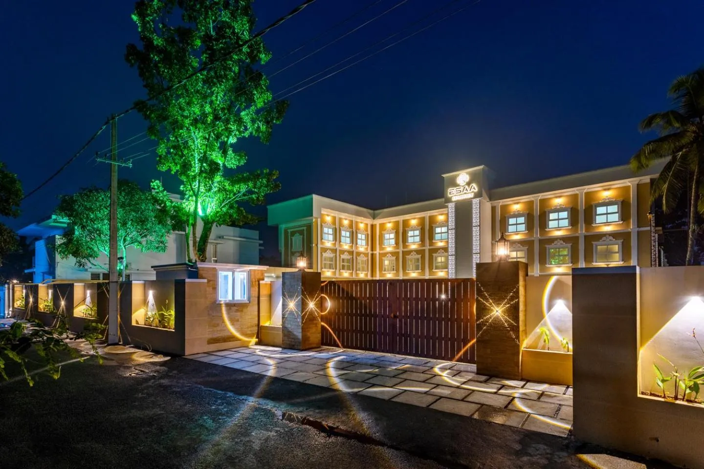 Property building in ESAA Airport Hotel