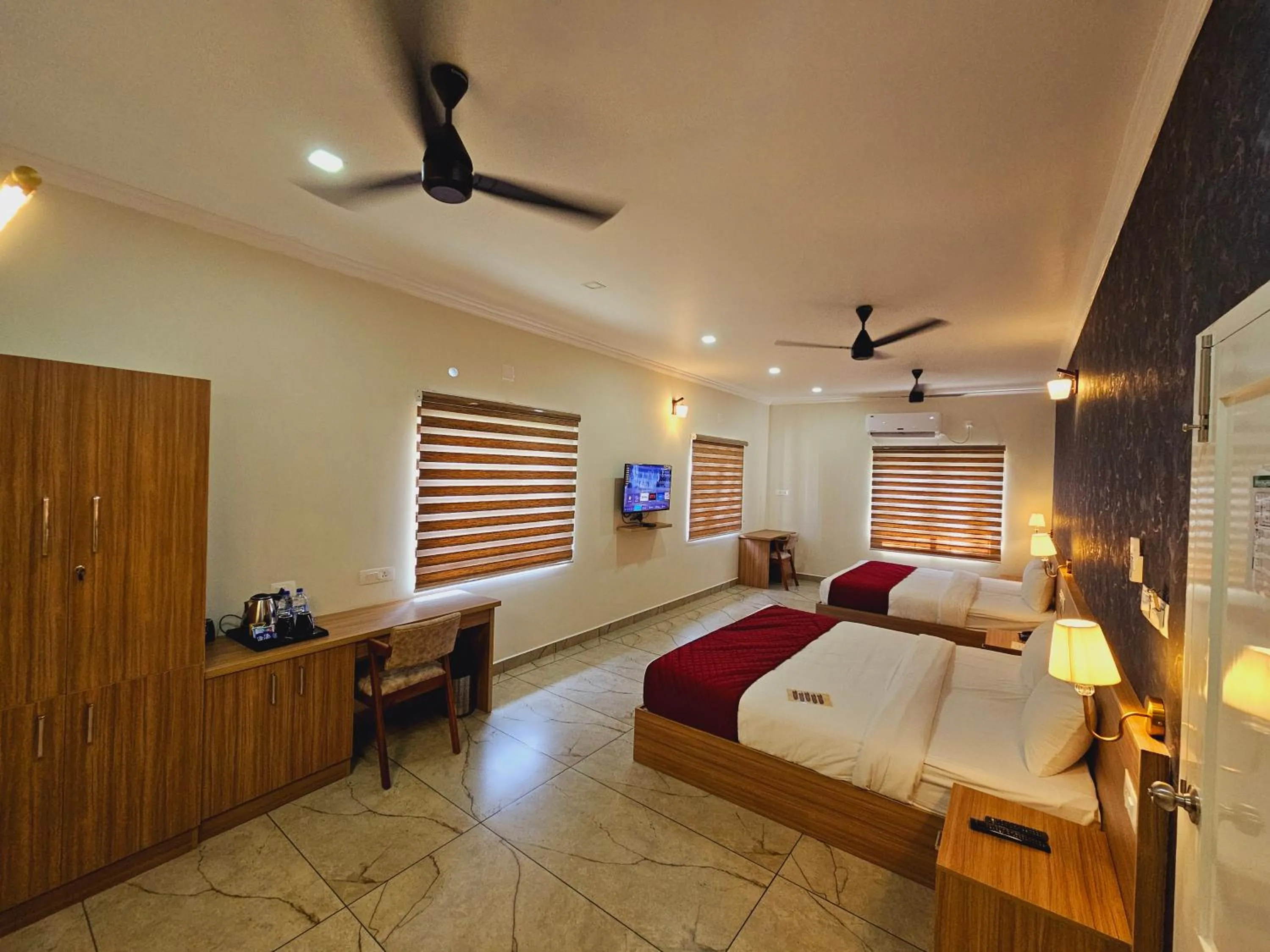 Family, Bed in ESAA Airport Hotel