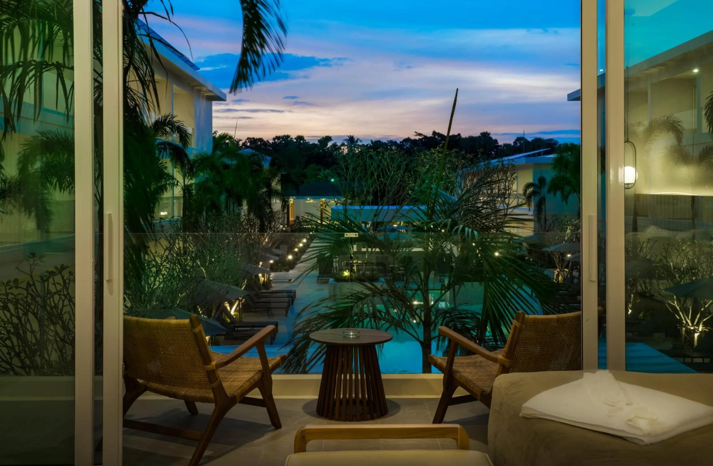 Night in Niranapa Boutique Resort