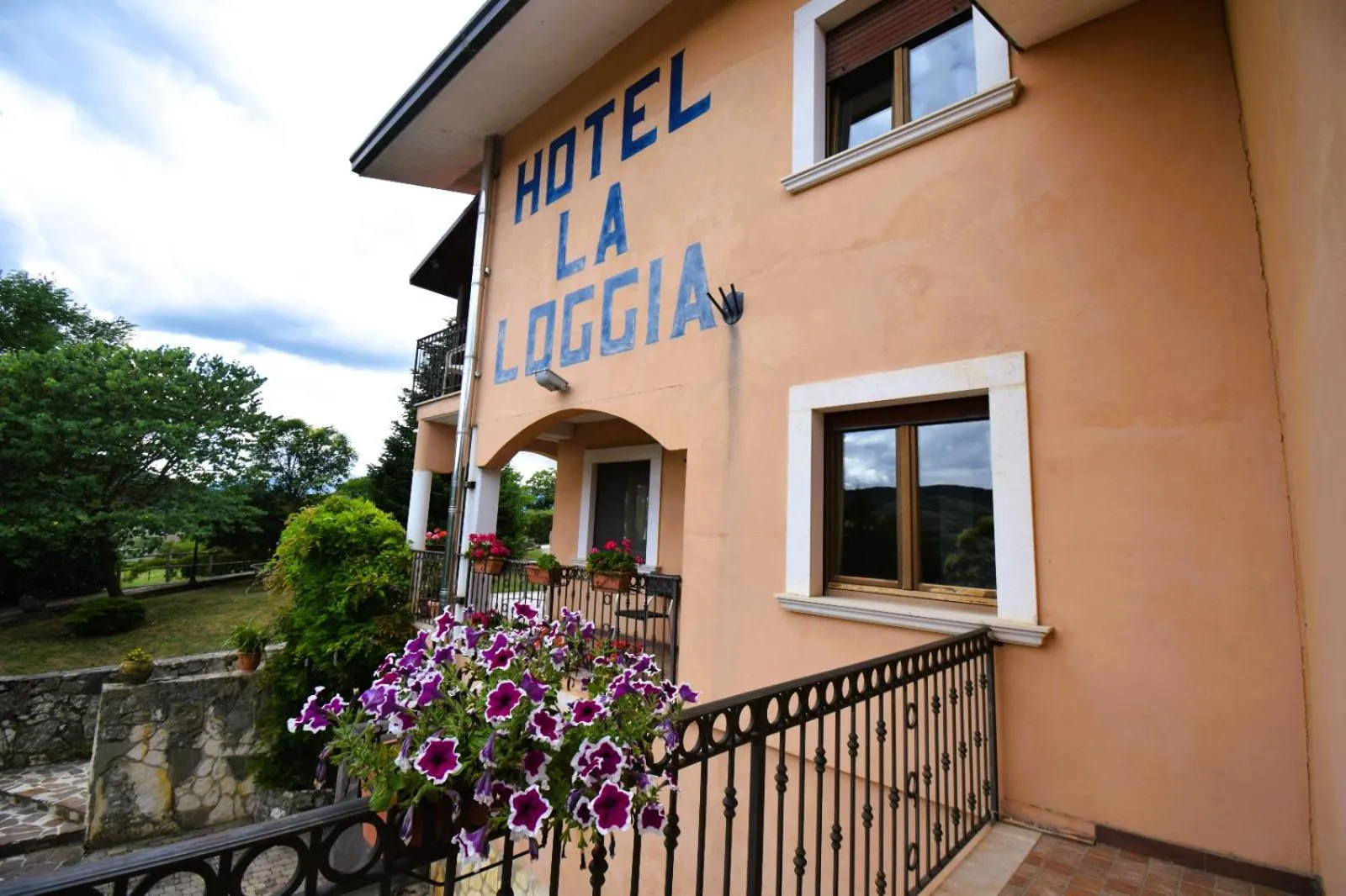 Hotel LA LOGGIA