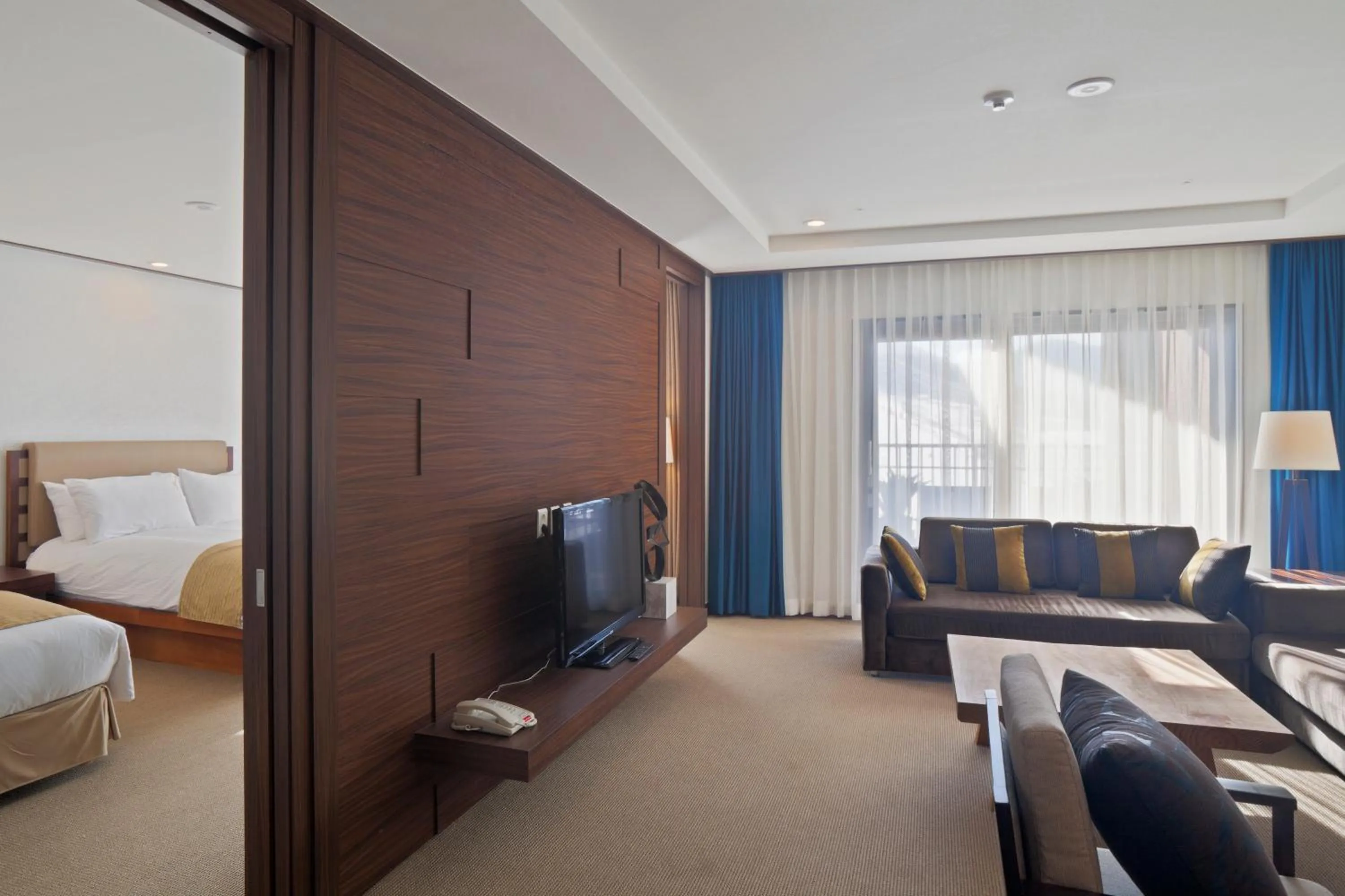 Photo of the whole room, Bed in Holiday Inn Resort Alpensia Pyeongchang by IHG