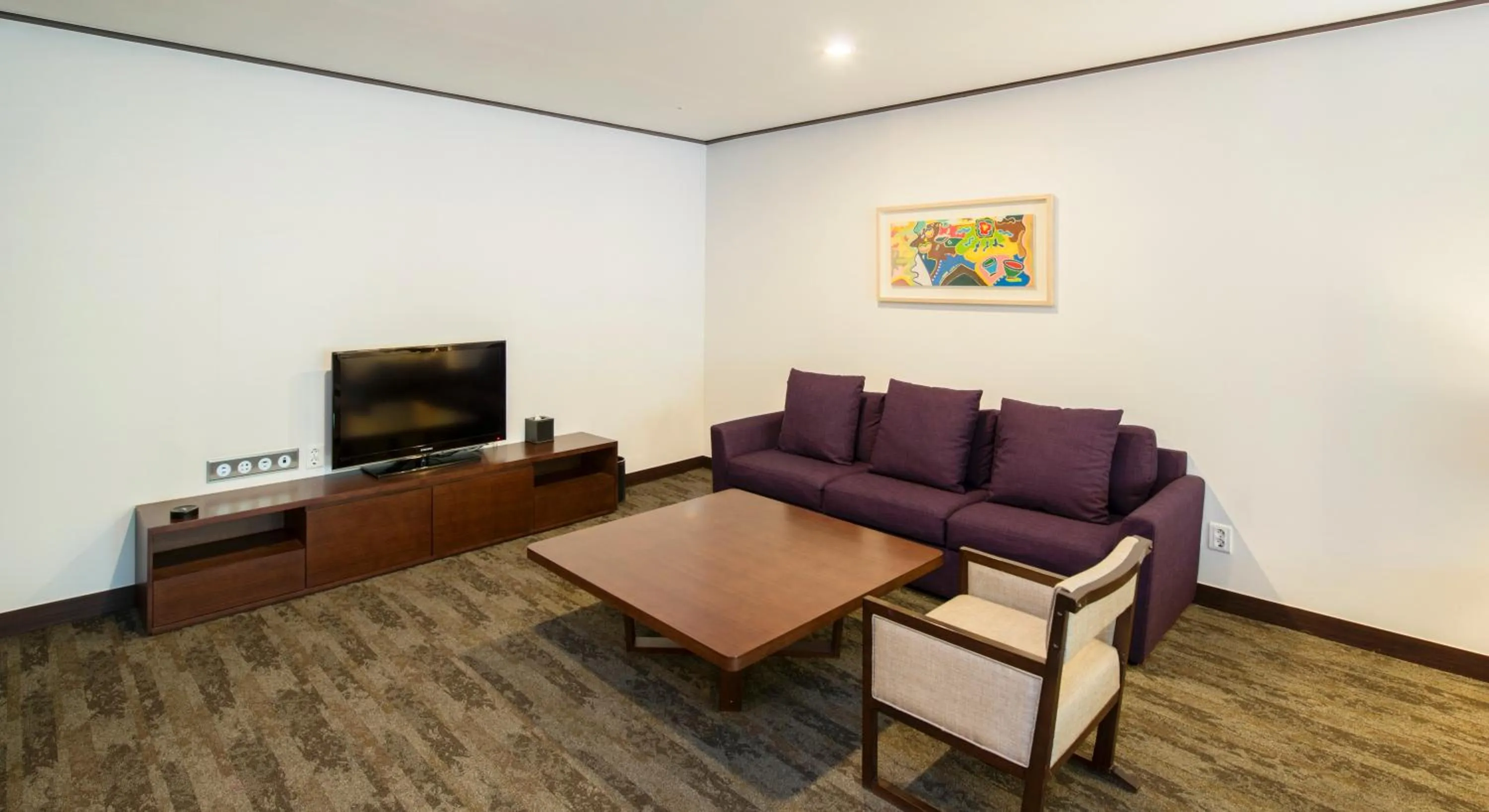 Living room in Holiday Inn Resort Alpensia Pyeongchang by IHG