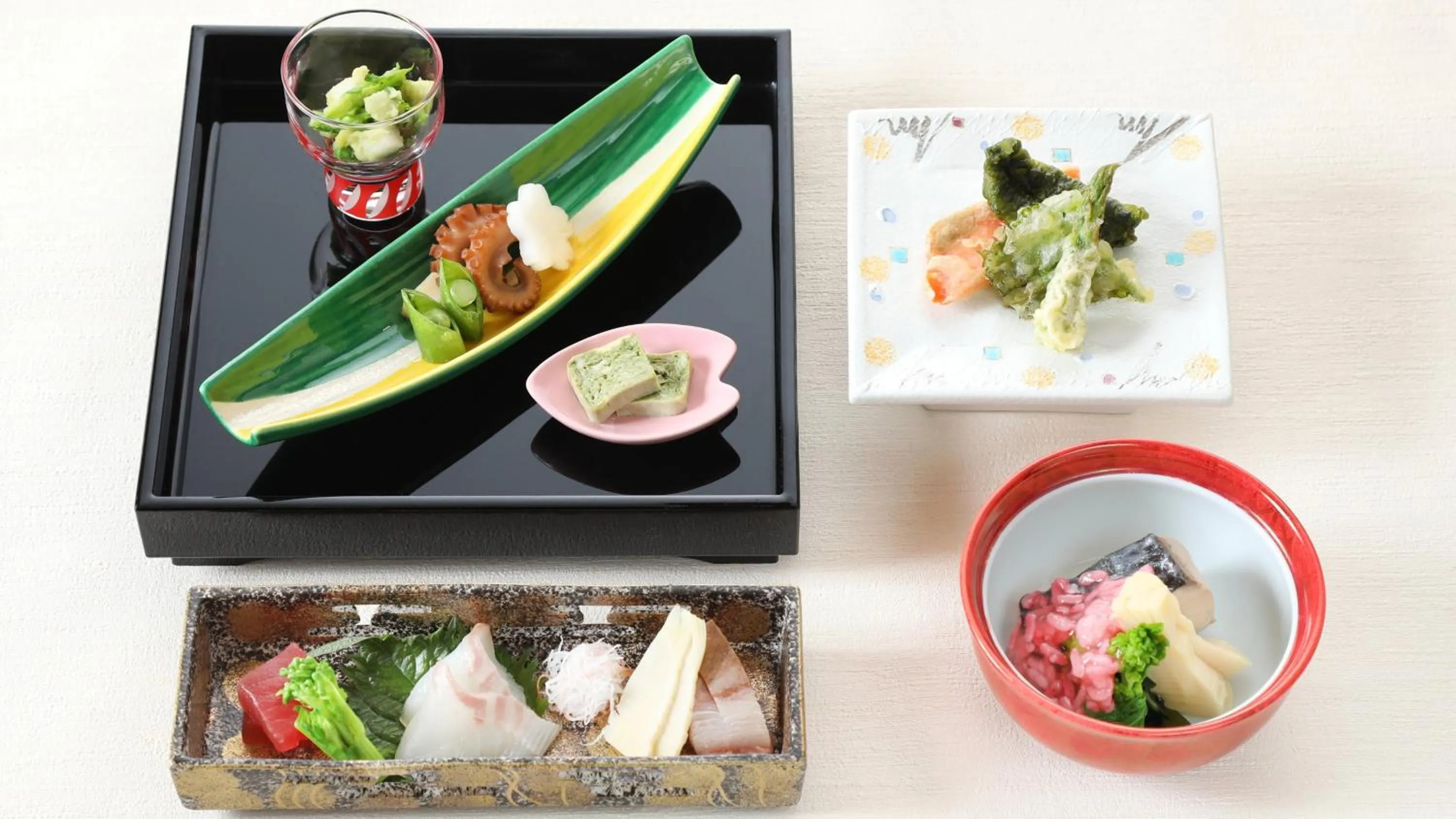 Restaurant/places to eat in ANA Crowne Plaza Okayama by IHG