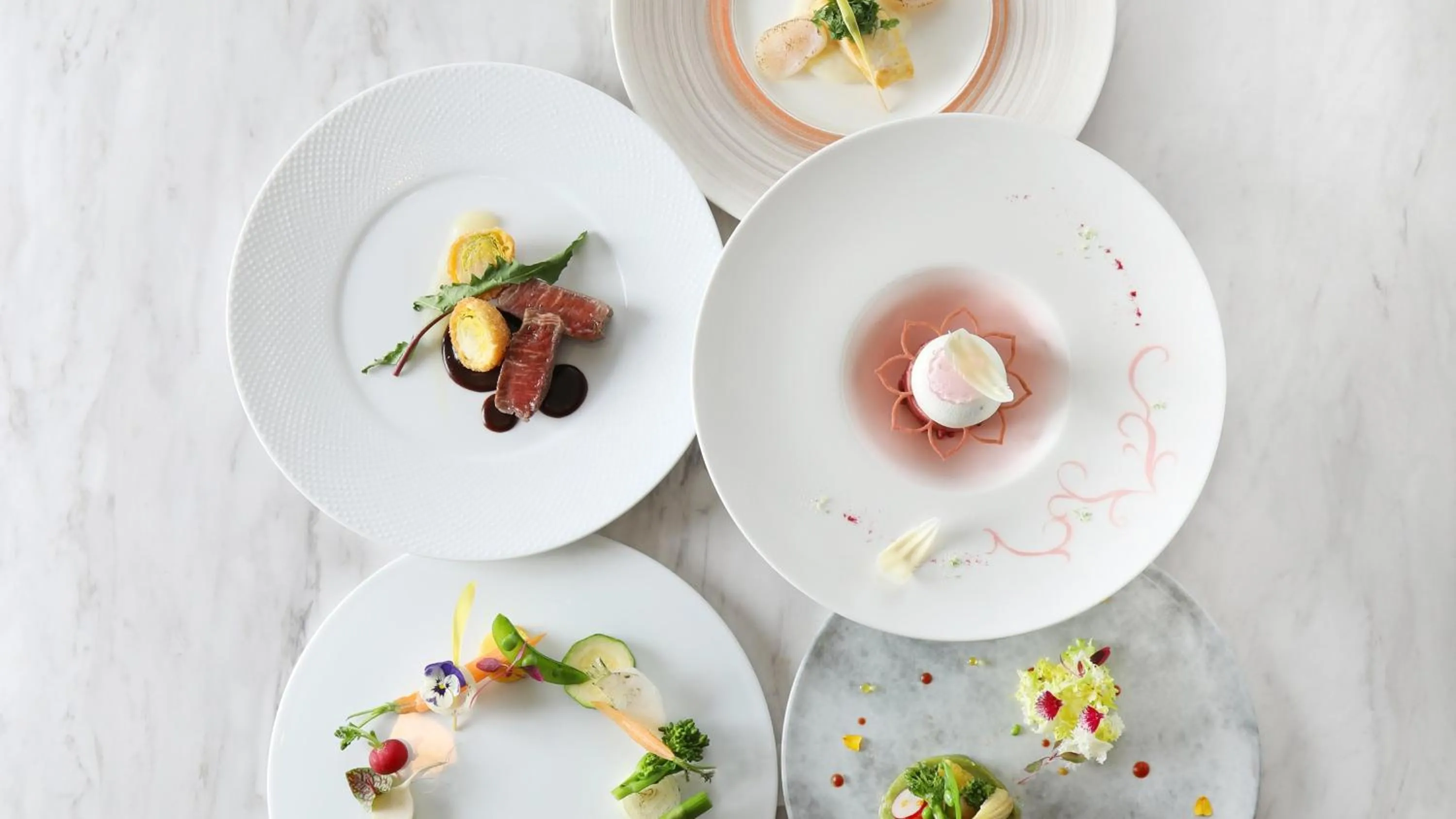 Restaurant/places to eat in ANA Crowne Plaza Okayama by IHG