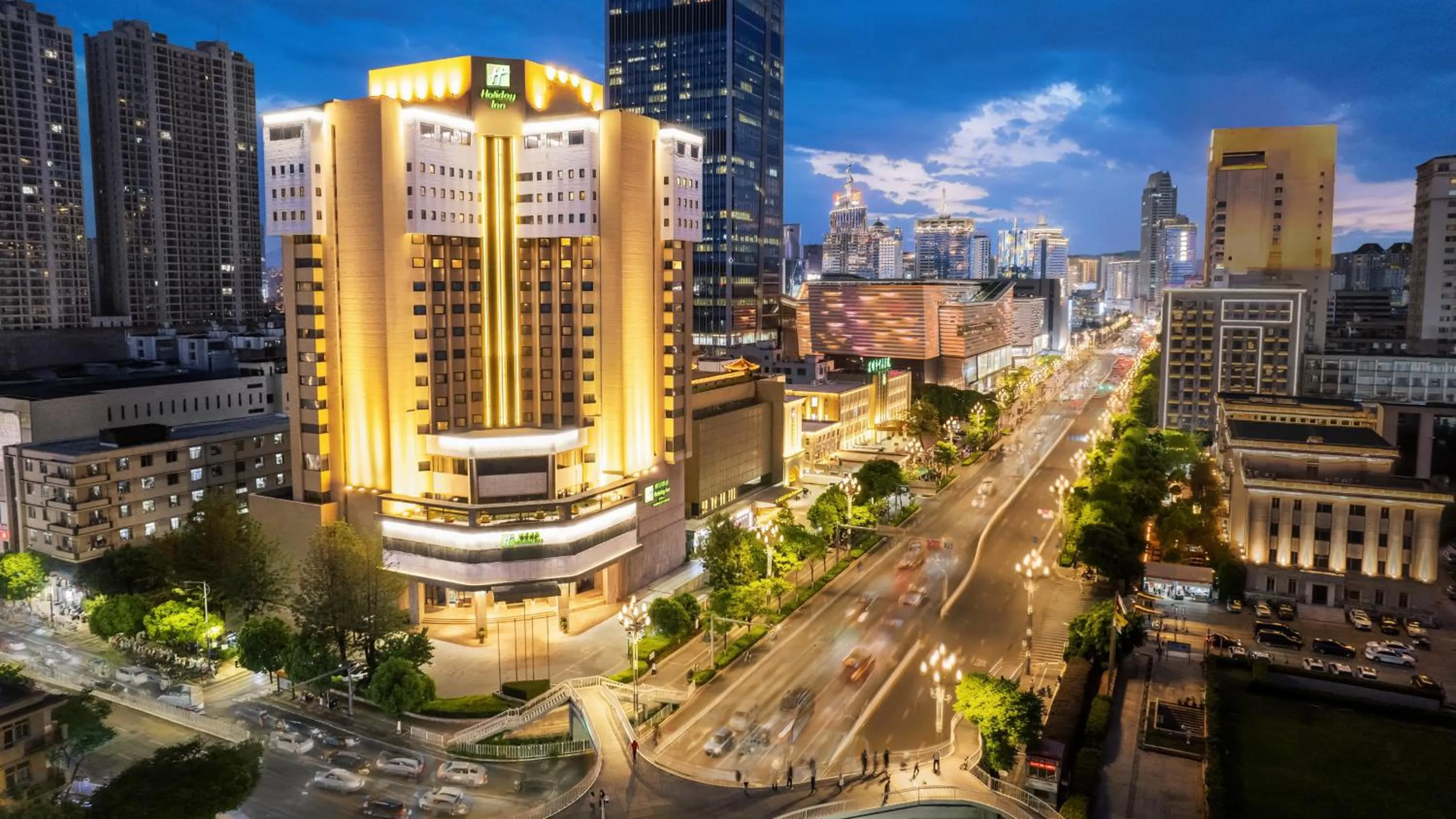Property building in Holiday Inn Kunming City Centre by IHG