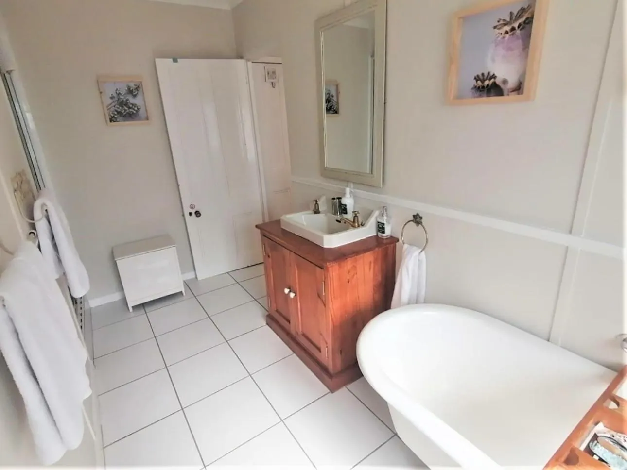 Bathroom in Gateside Guesthouse