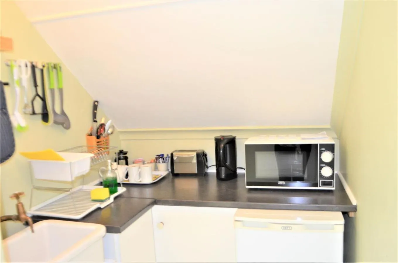 Property building in Gateside Guesthouse