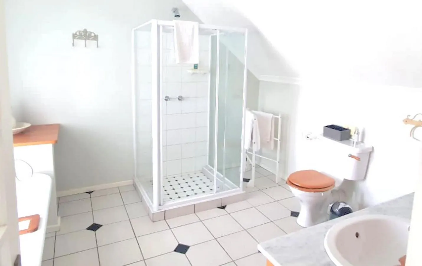 Property building in Gateside Guesthouse