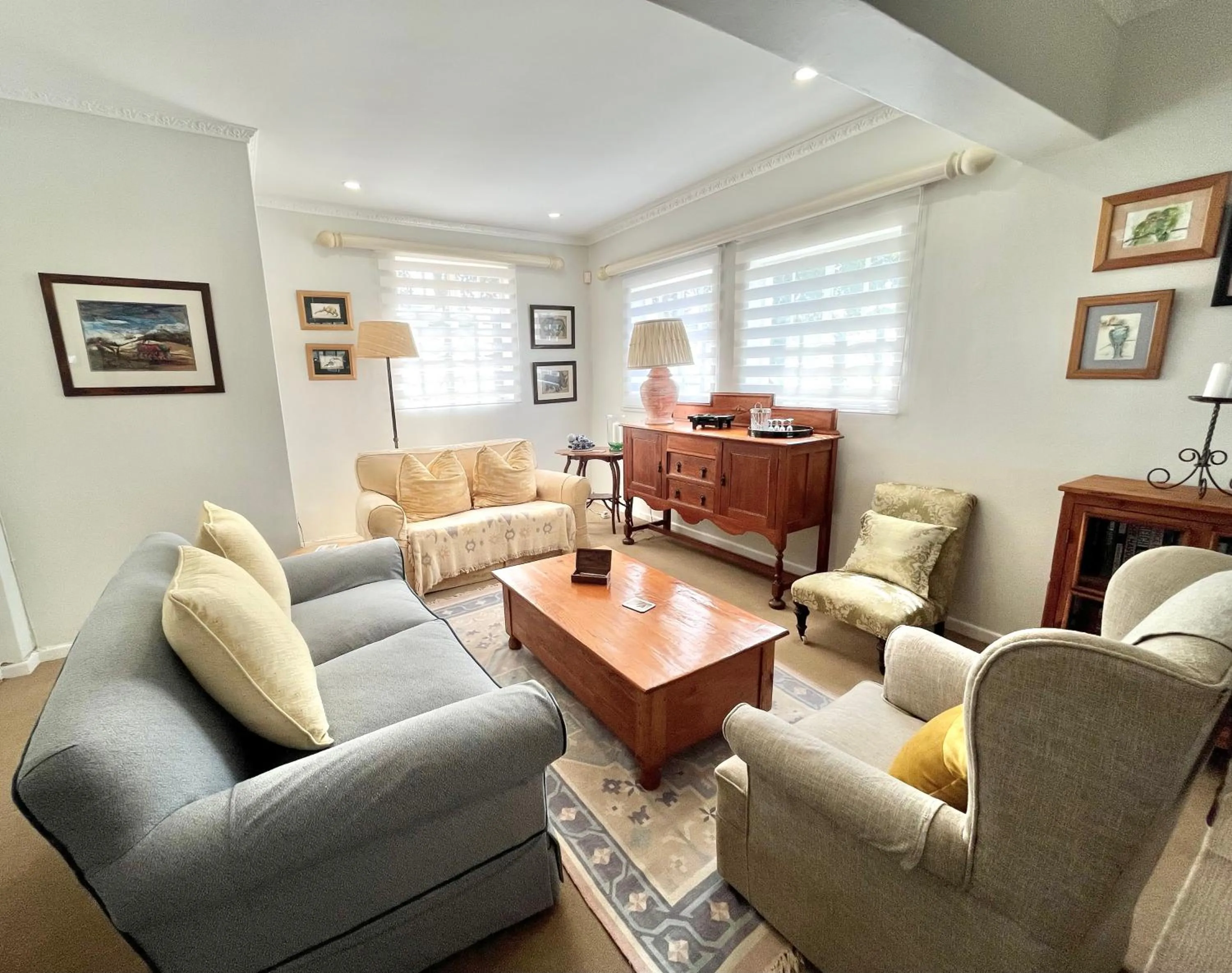 Property building in Gateside Guesthouse