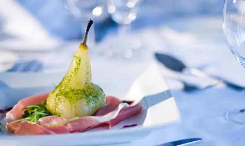 Food in The Hickstead Hotel By Uno