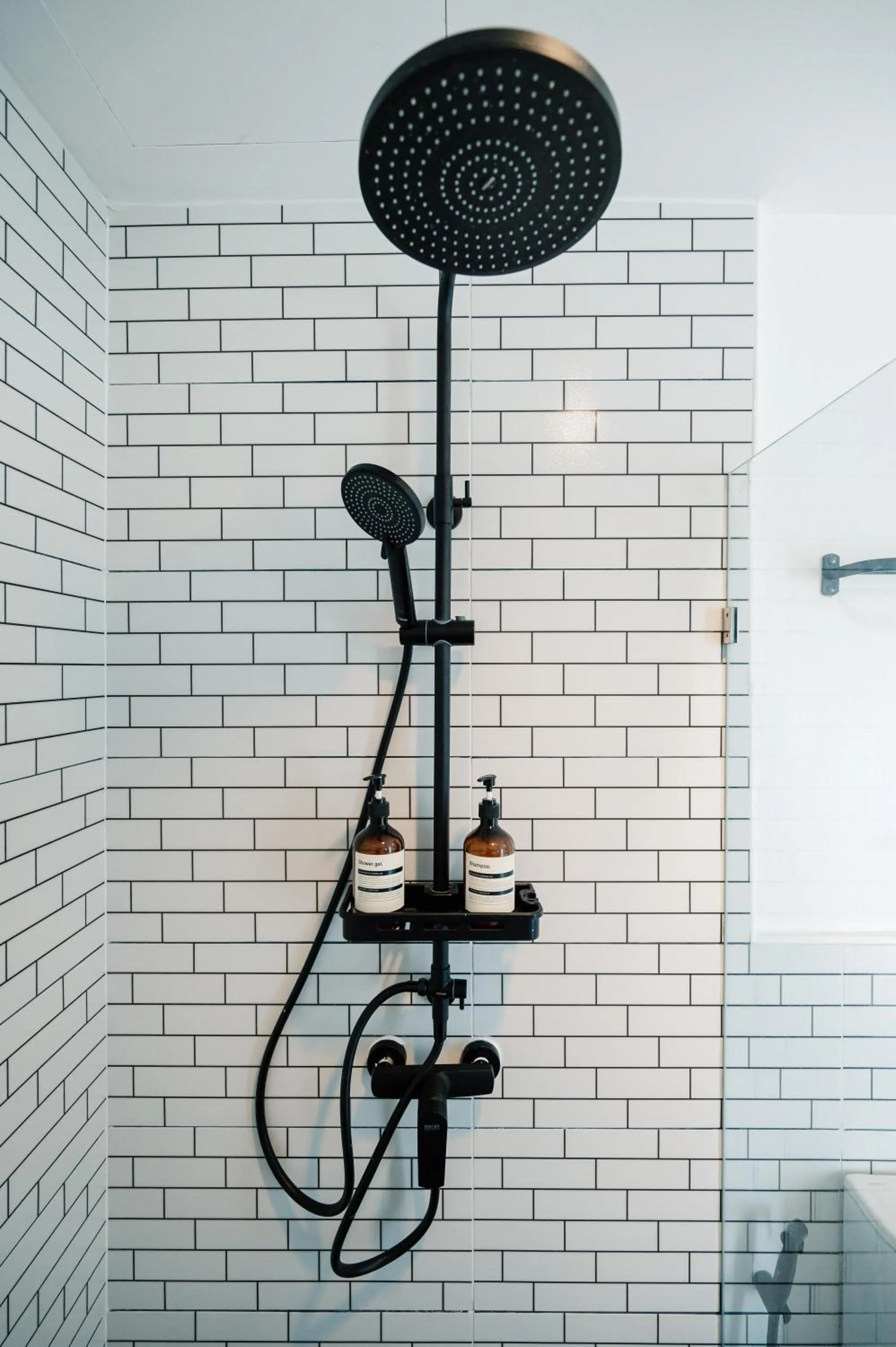 Shower in Mitt Haus (Lat Phrao Soi 5)