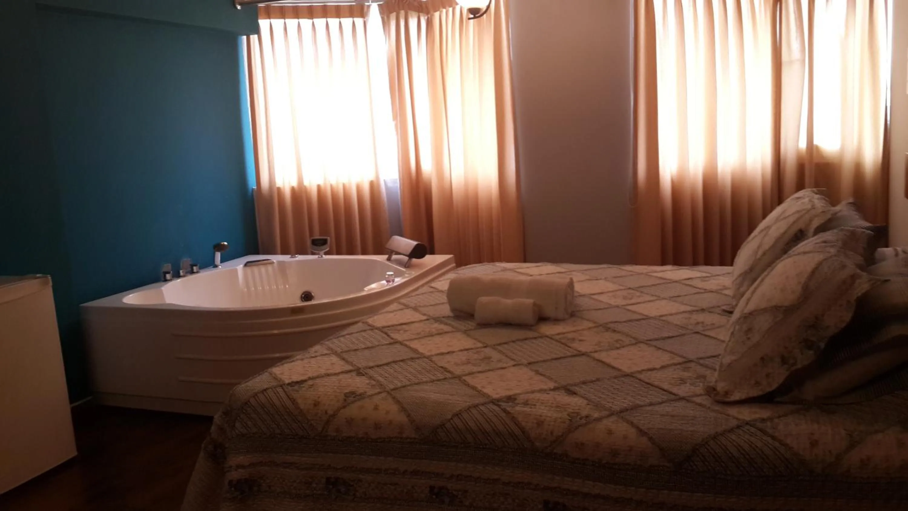 Bedroom, Bed in Padama