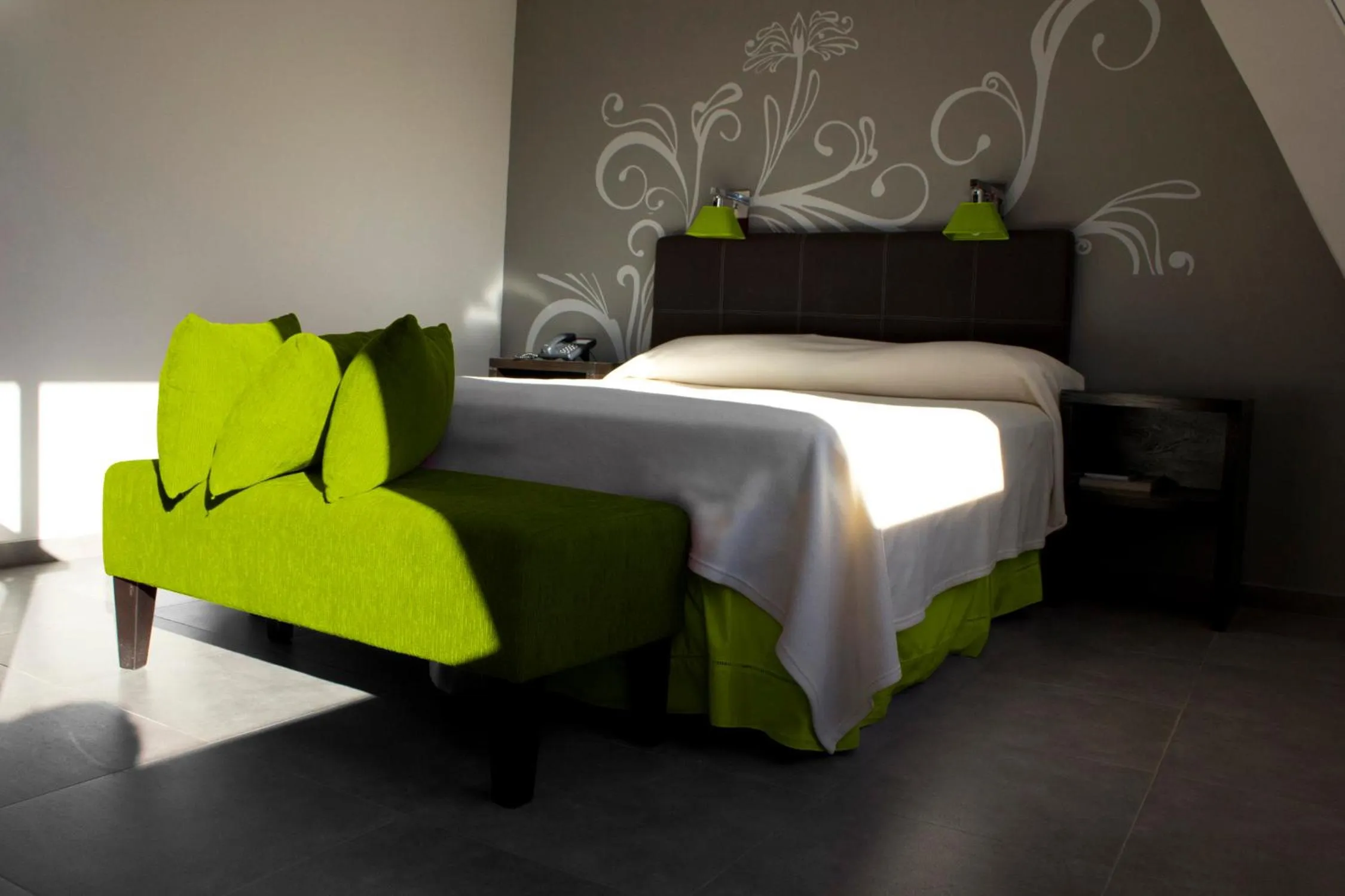 Bedroom, Bed in Hotel NEU 354