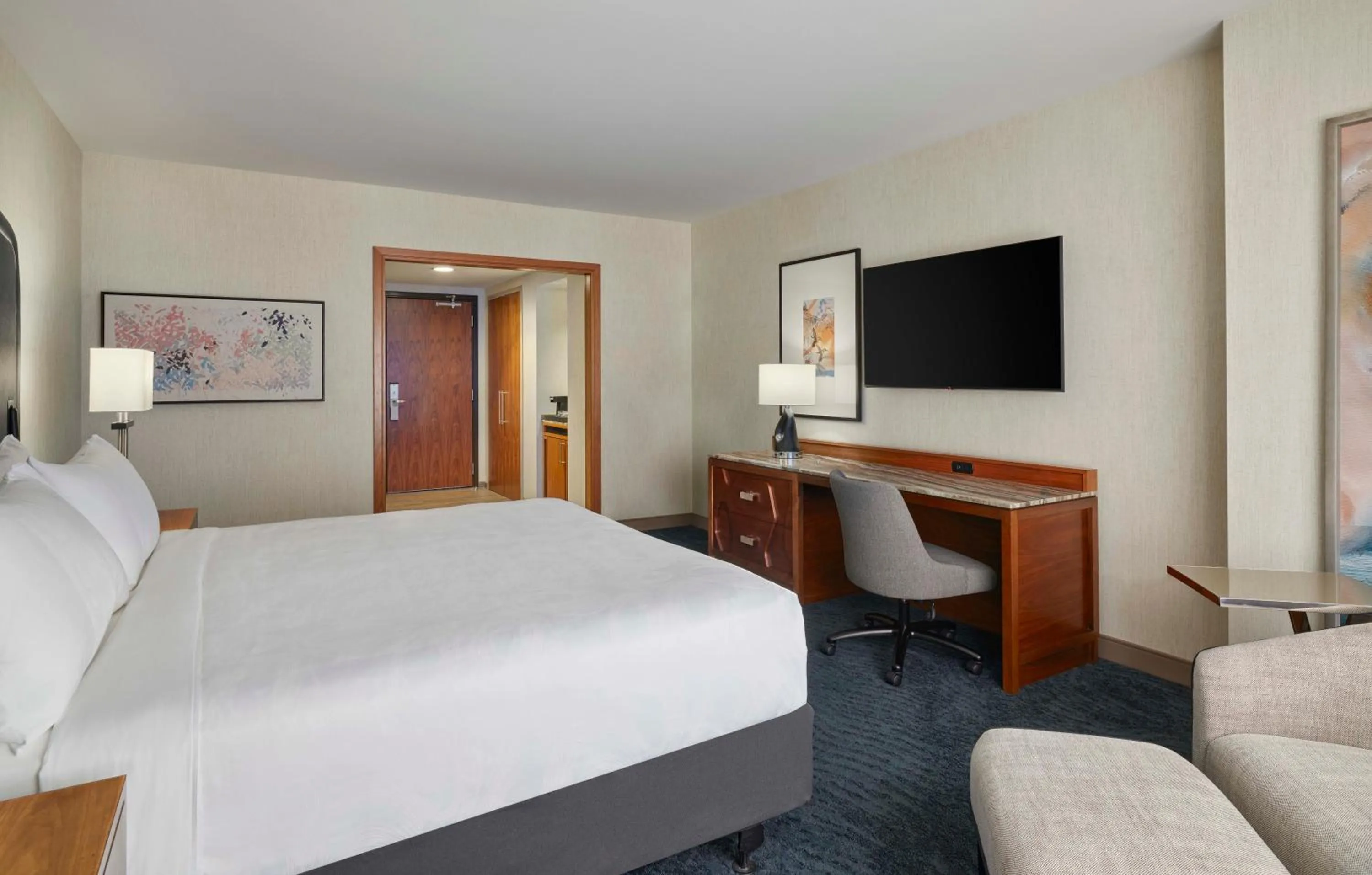 Bed in JW Marriott Austin