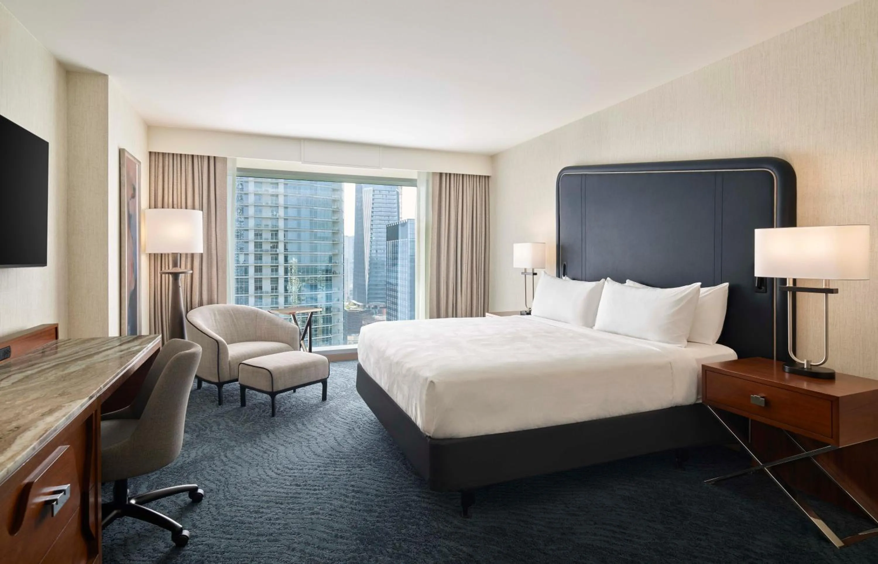 Bed in JW Marriott Austin