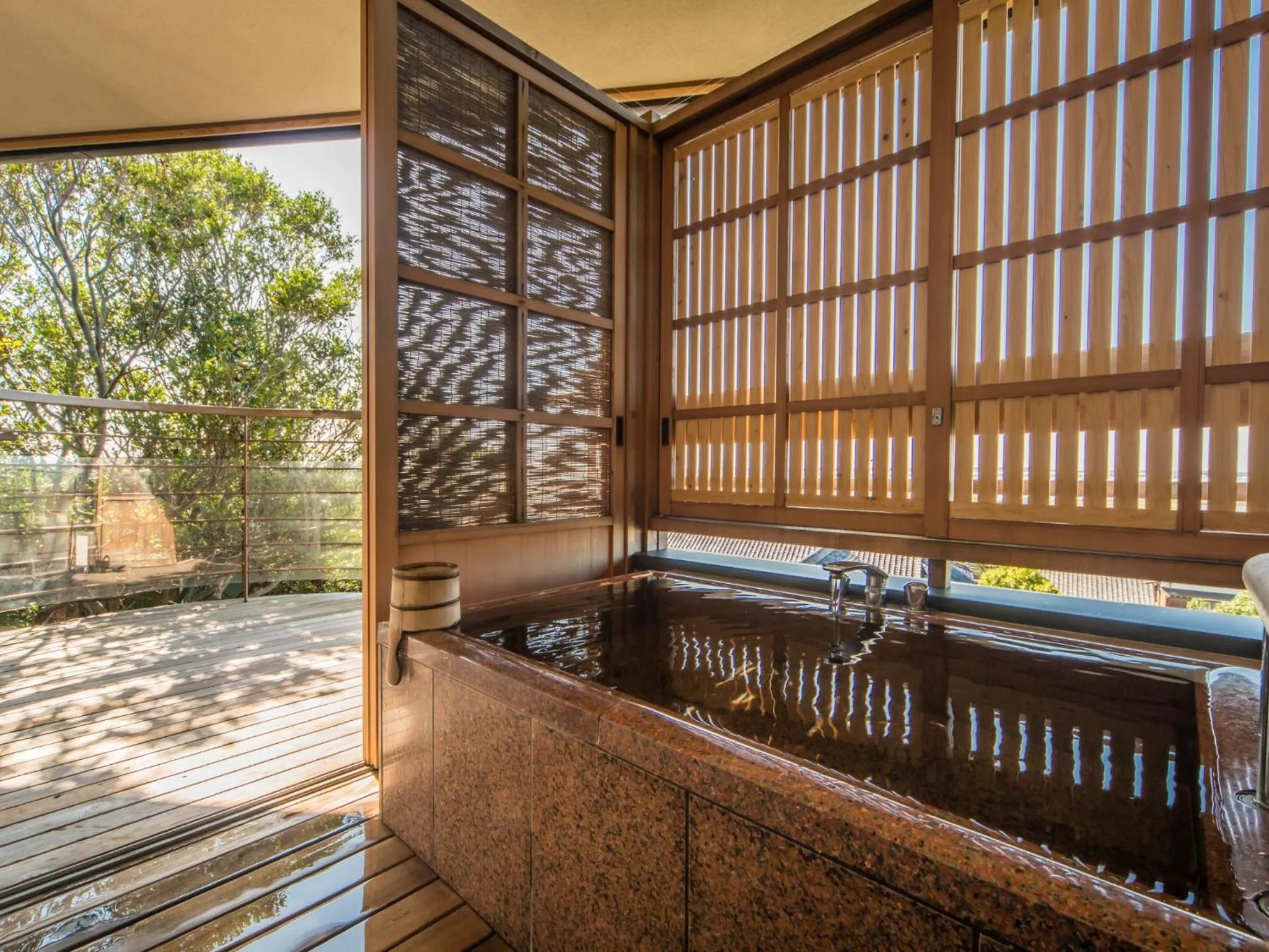 Bathroom in Kakujoro