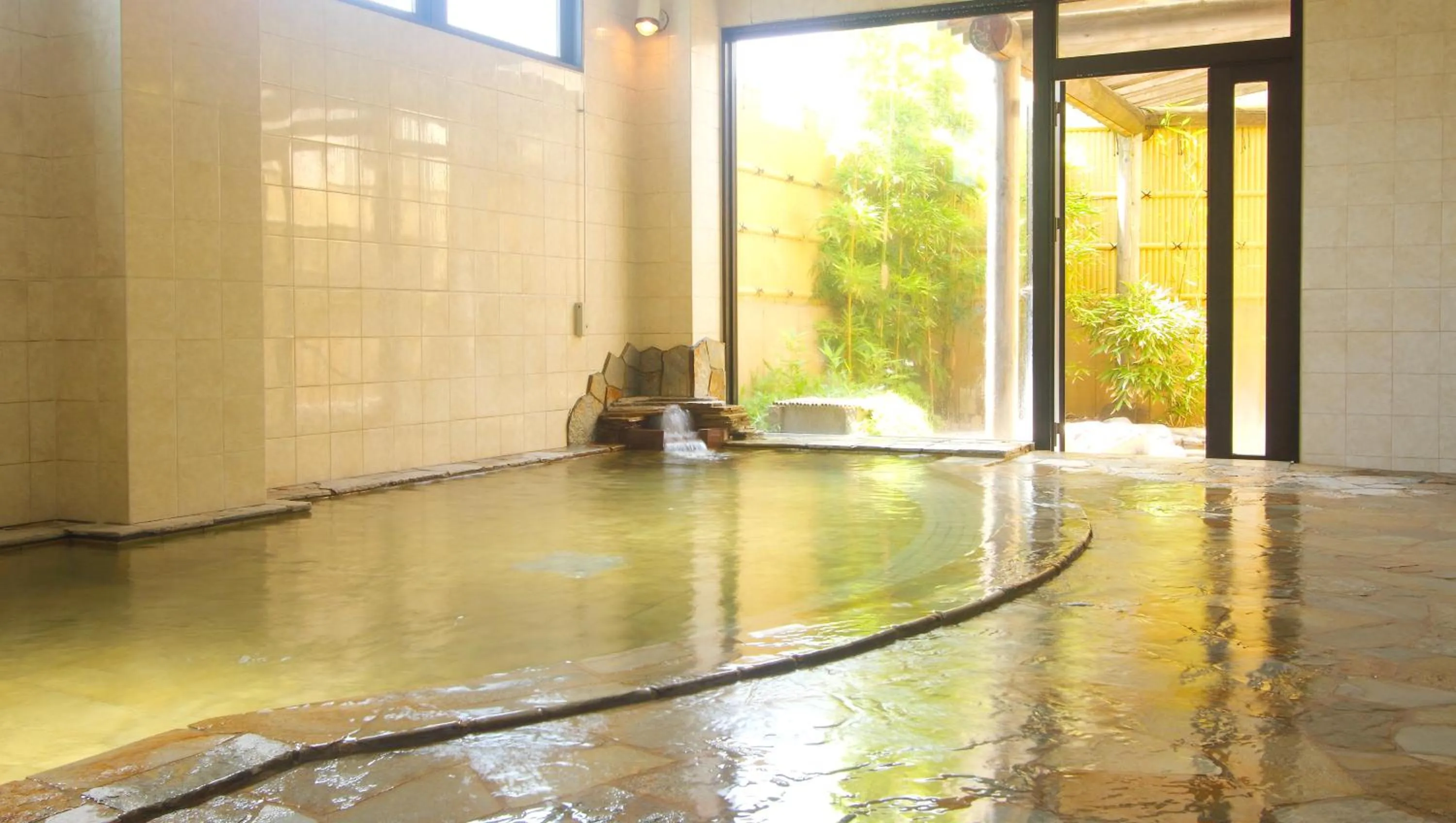 Hot Spring Bath in Hotel Hana Isawa