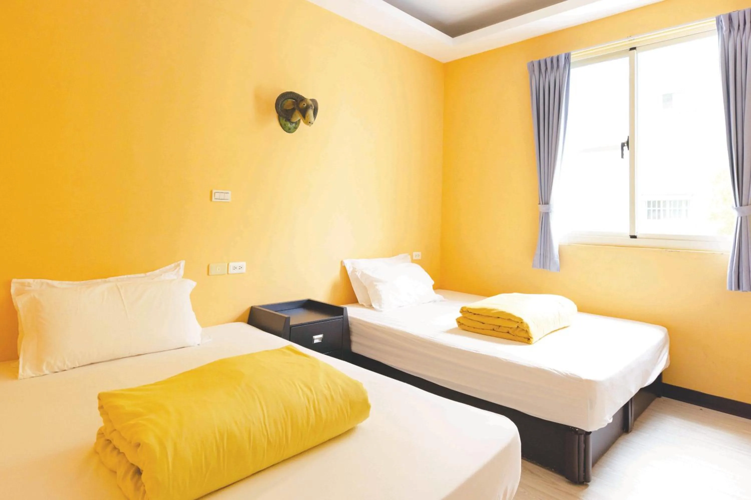 On site, Bed in REST Book & Bed