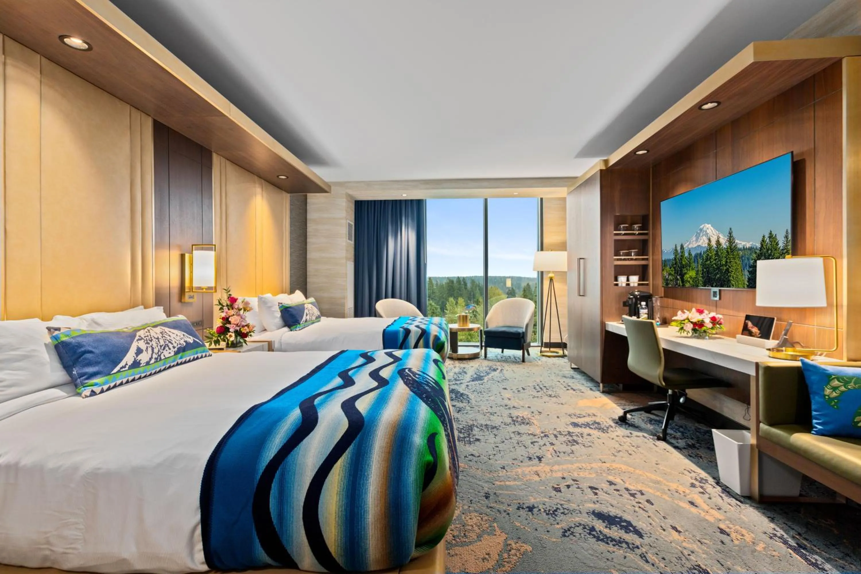 Luxury Double Queen with Mountain View in Muckleshoot Casino Resort