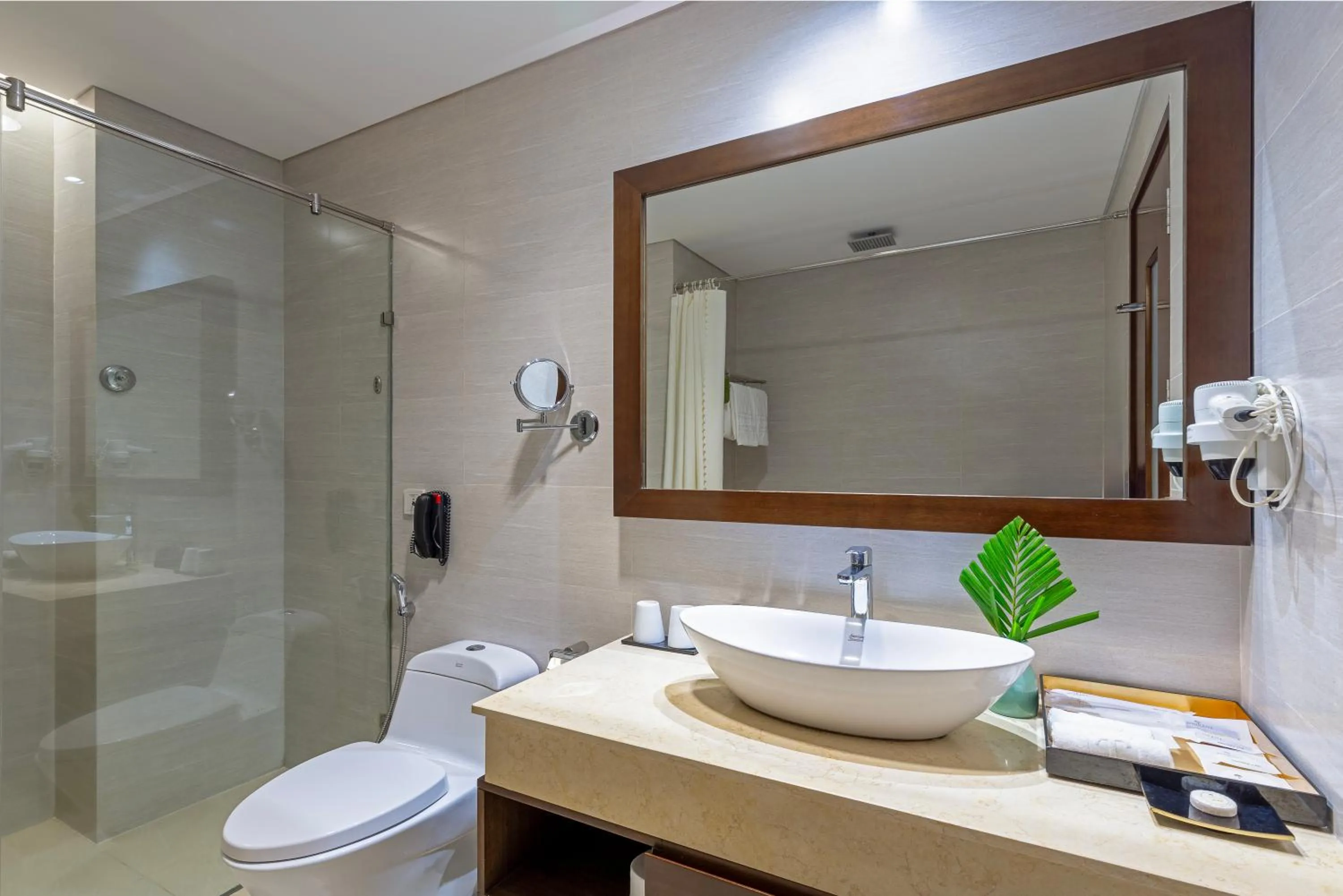 Bathroom in Grand Tourane Hotel Da Nang