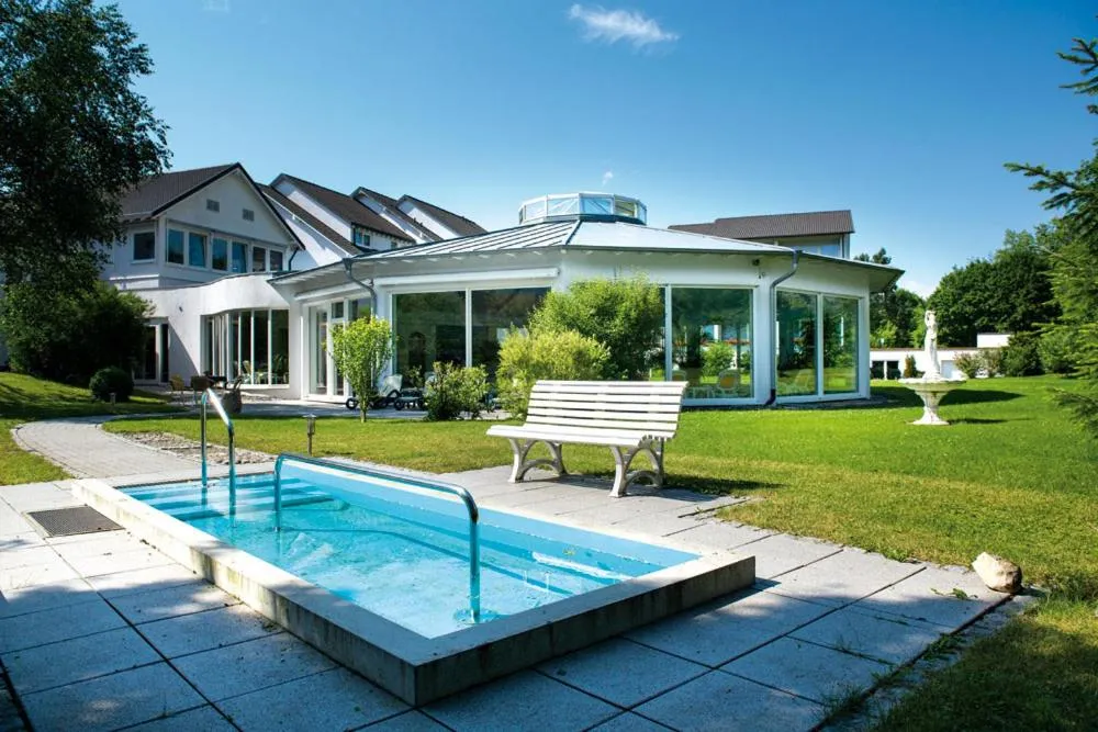 Property building in Hotel Traube Revital