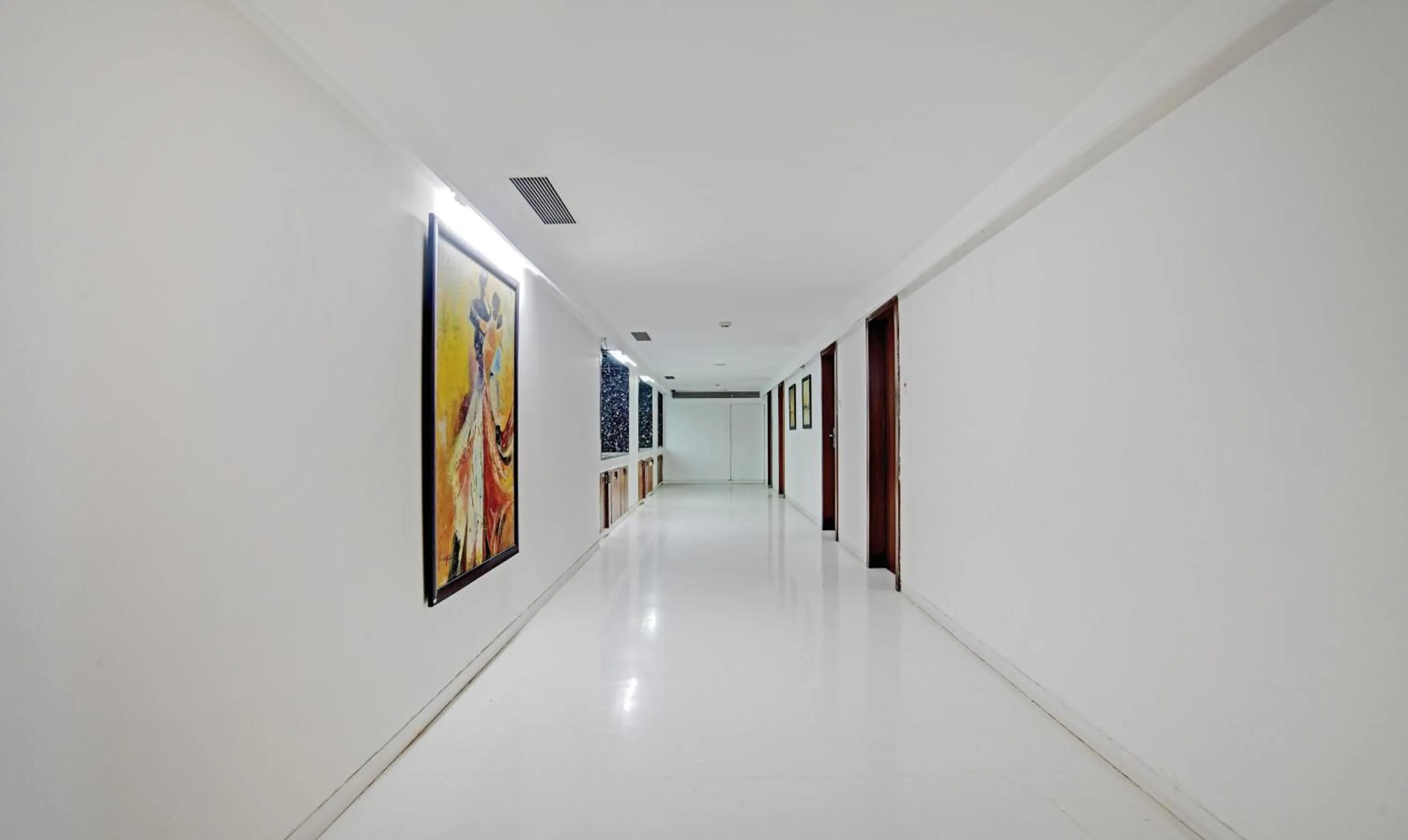 Lobby or reception in Treebo Trend Cherry Tree