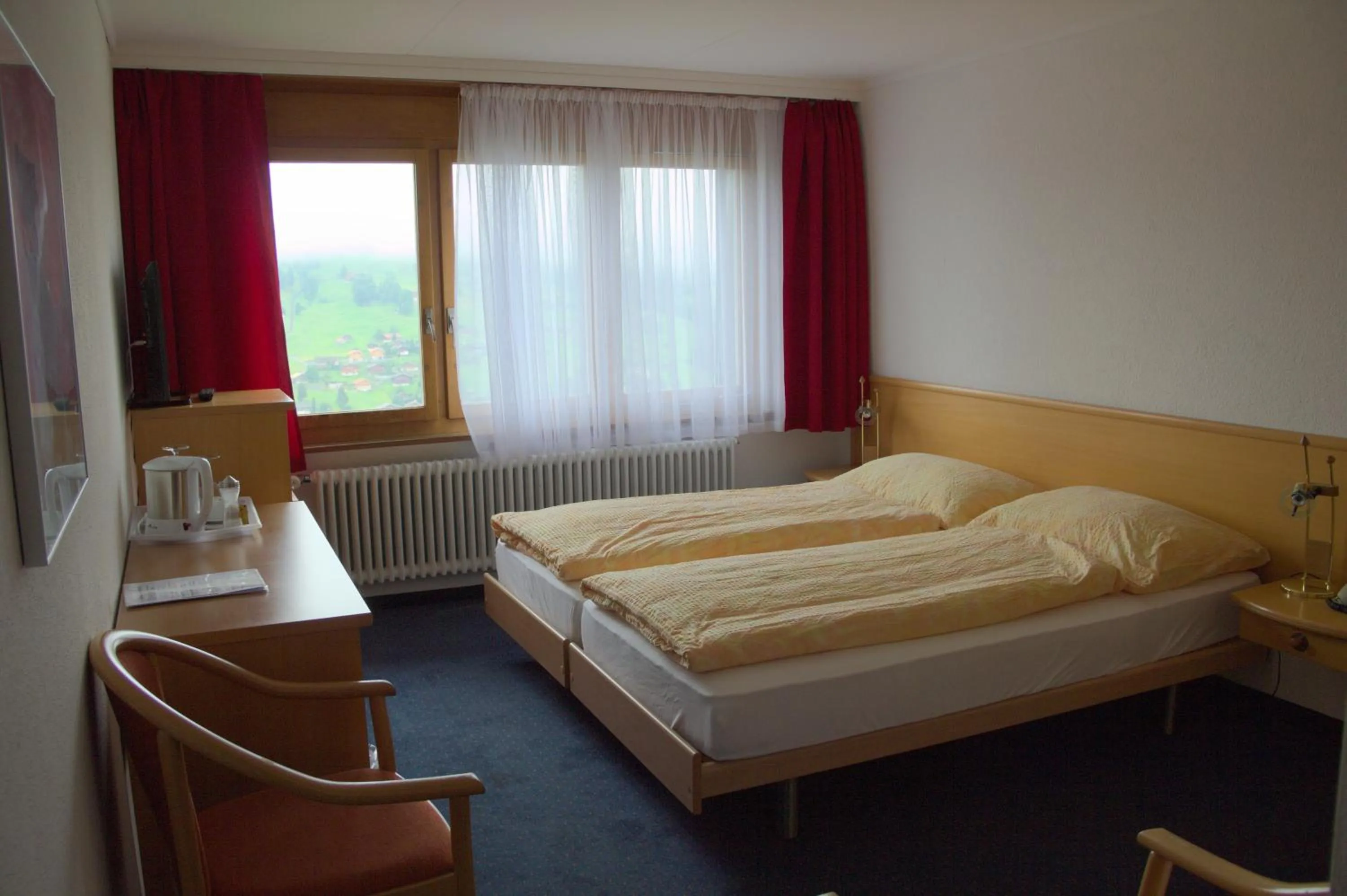 Day, Bed in Hotel Eigerblick