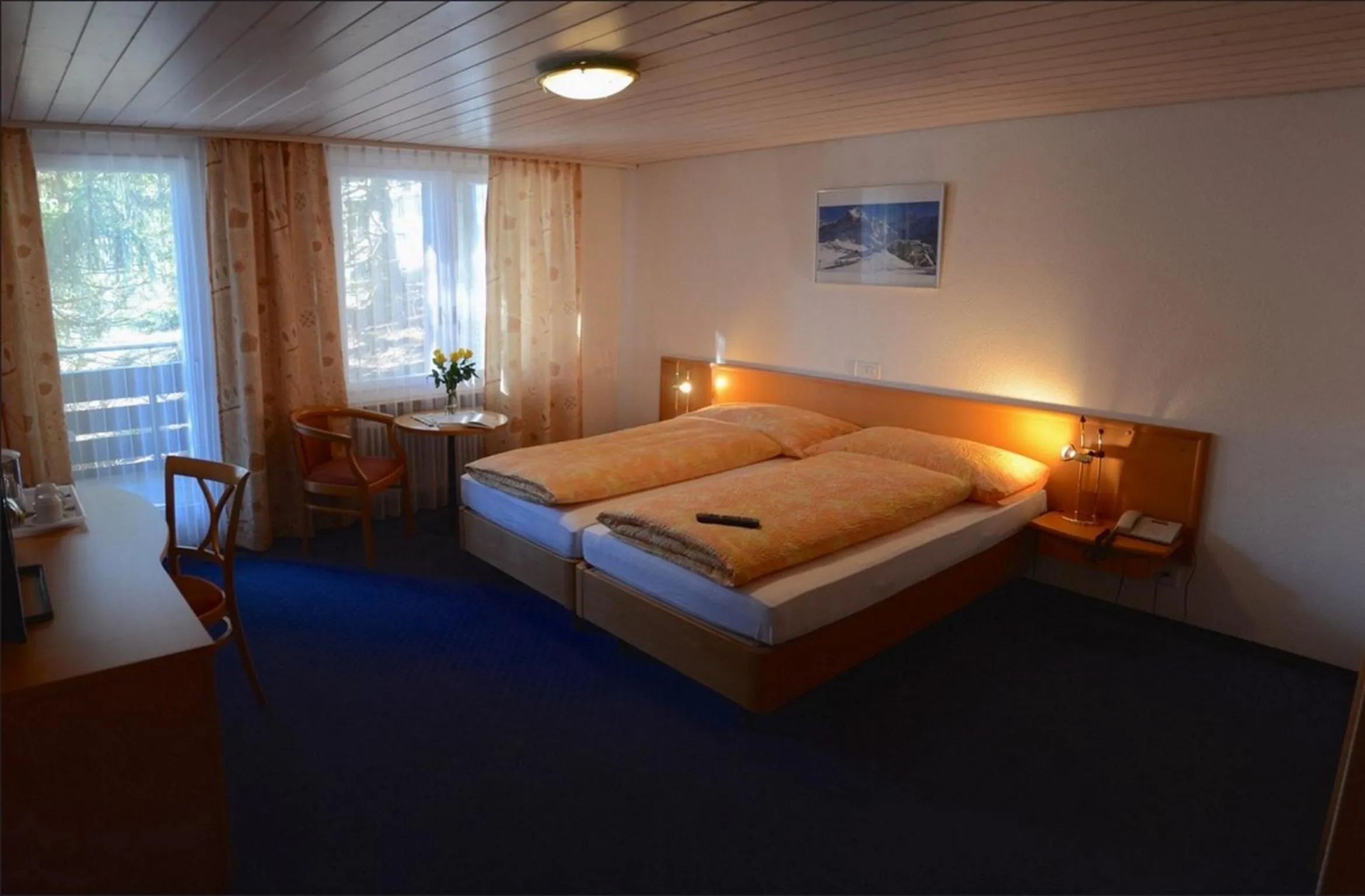 Day, Bed in Hotel Eigerblick