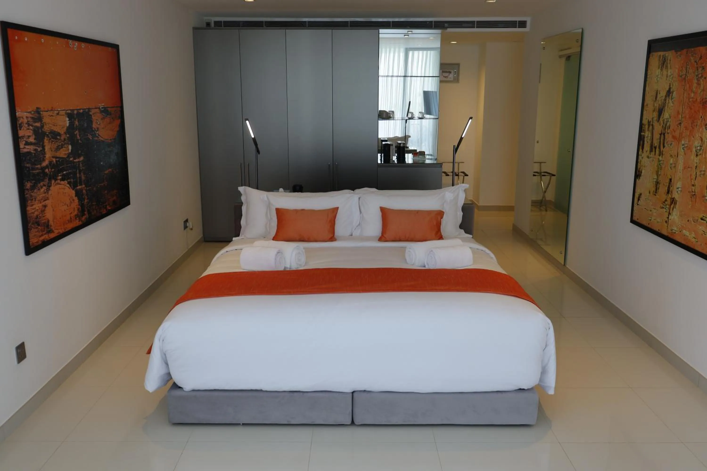 Bedroom, Bed in Agandau House