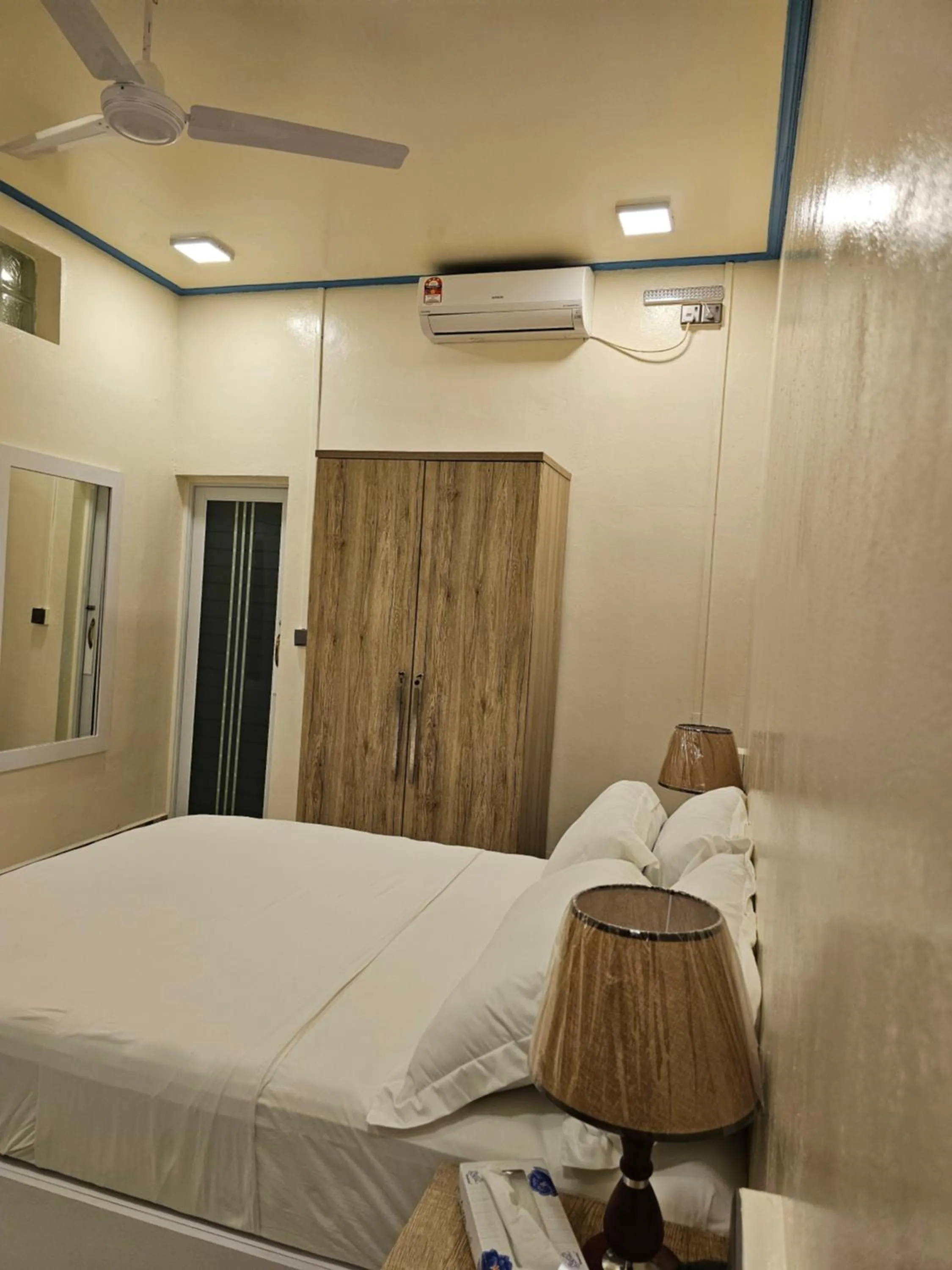 Bed in Island Luxury Fehendhoo