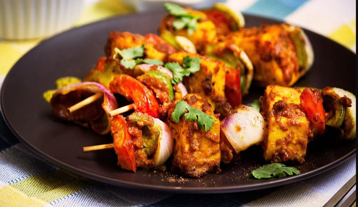 Dubai Hotel & Restaurant Kumarakom