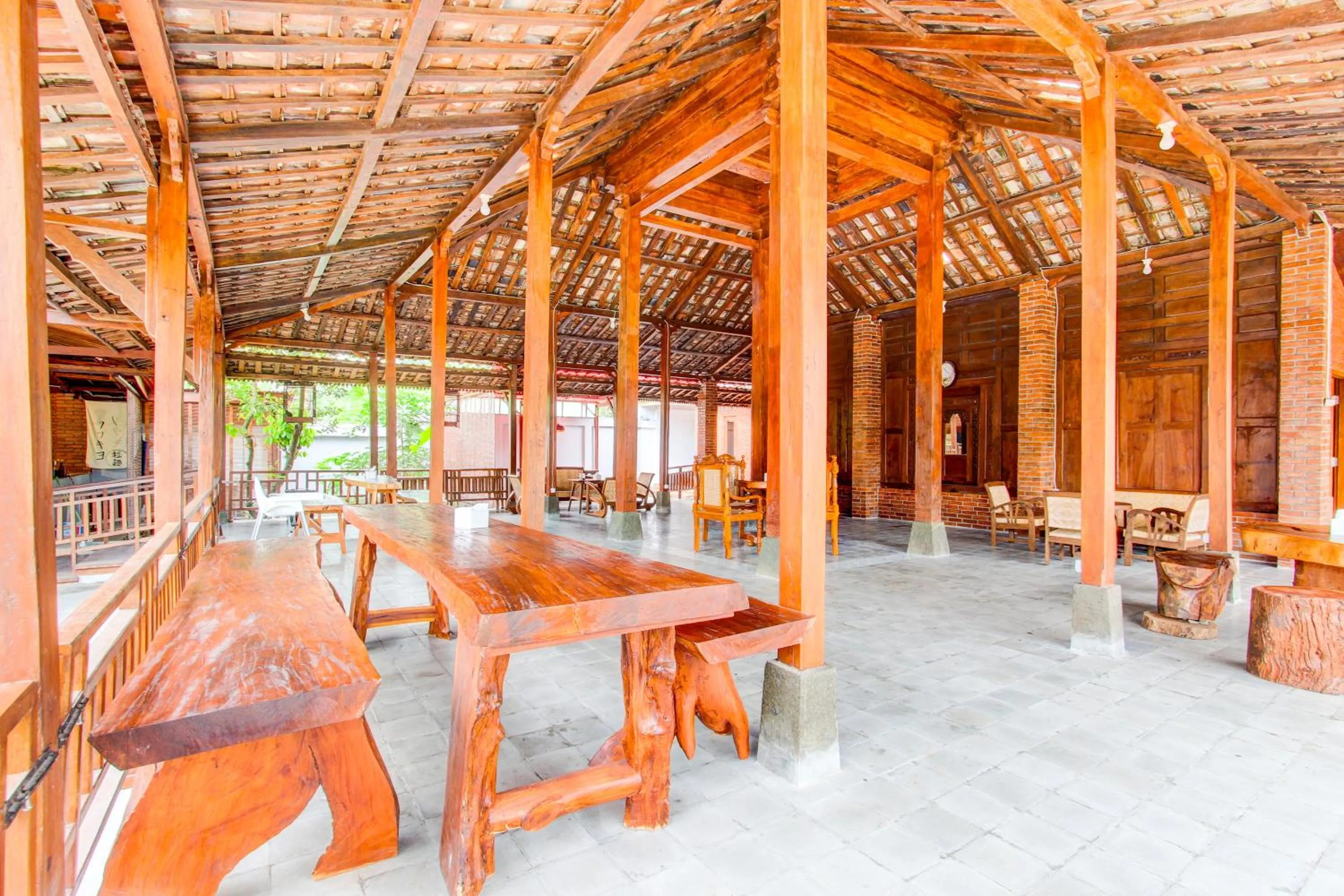 Lobby or reception in Capital O 93873 Sokkyo Homestay