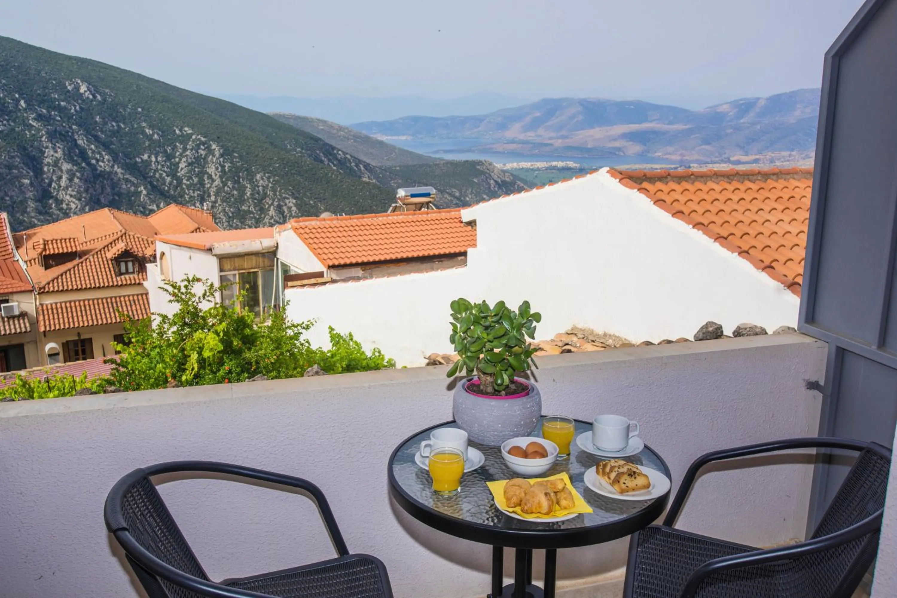 Breakfast in THOLOS HOTEL