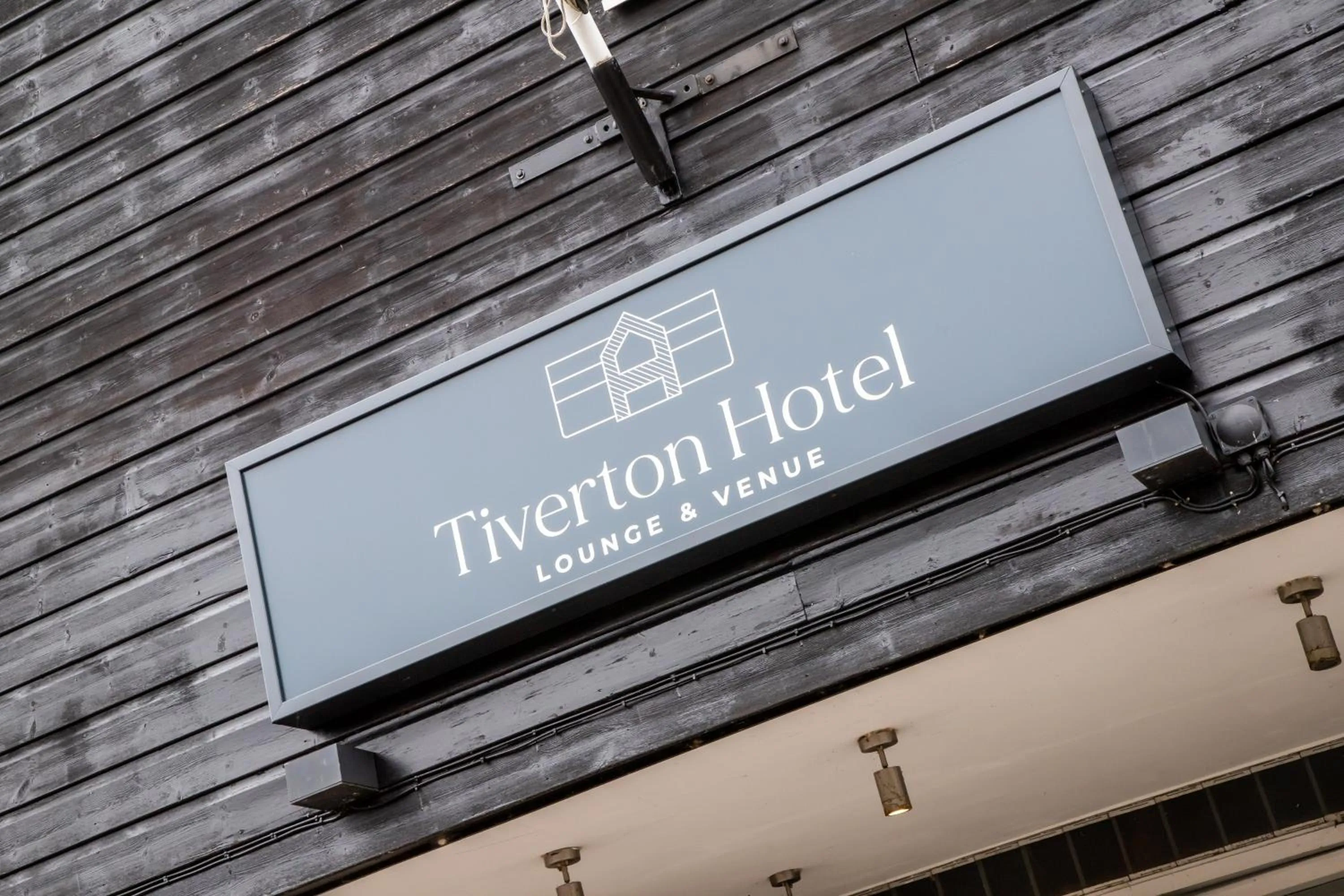 Property logo or sign in Tiverton Hotel Lounge & Venue